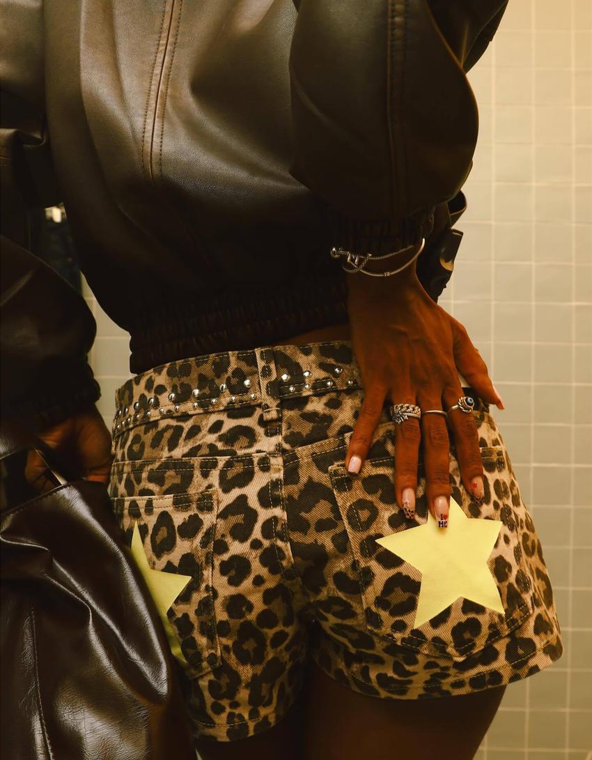 Zımbalı fitilli şort-Kum rengi