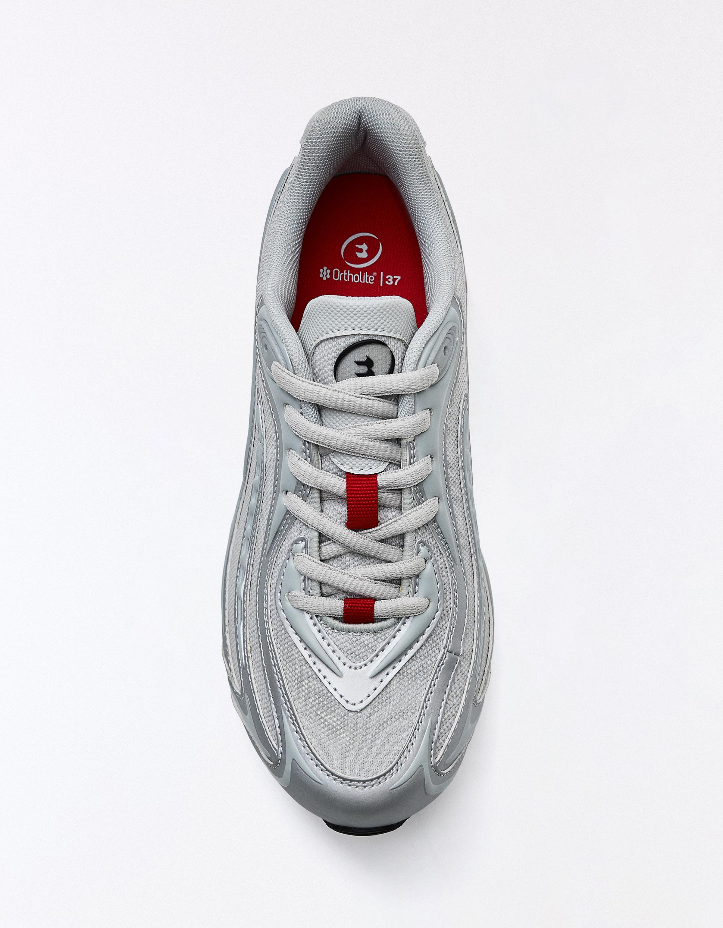 TECHNICAL TRAINERS — Multicolored