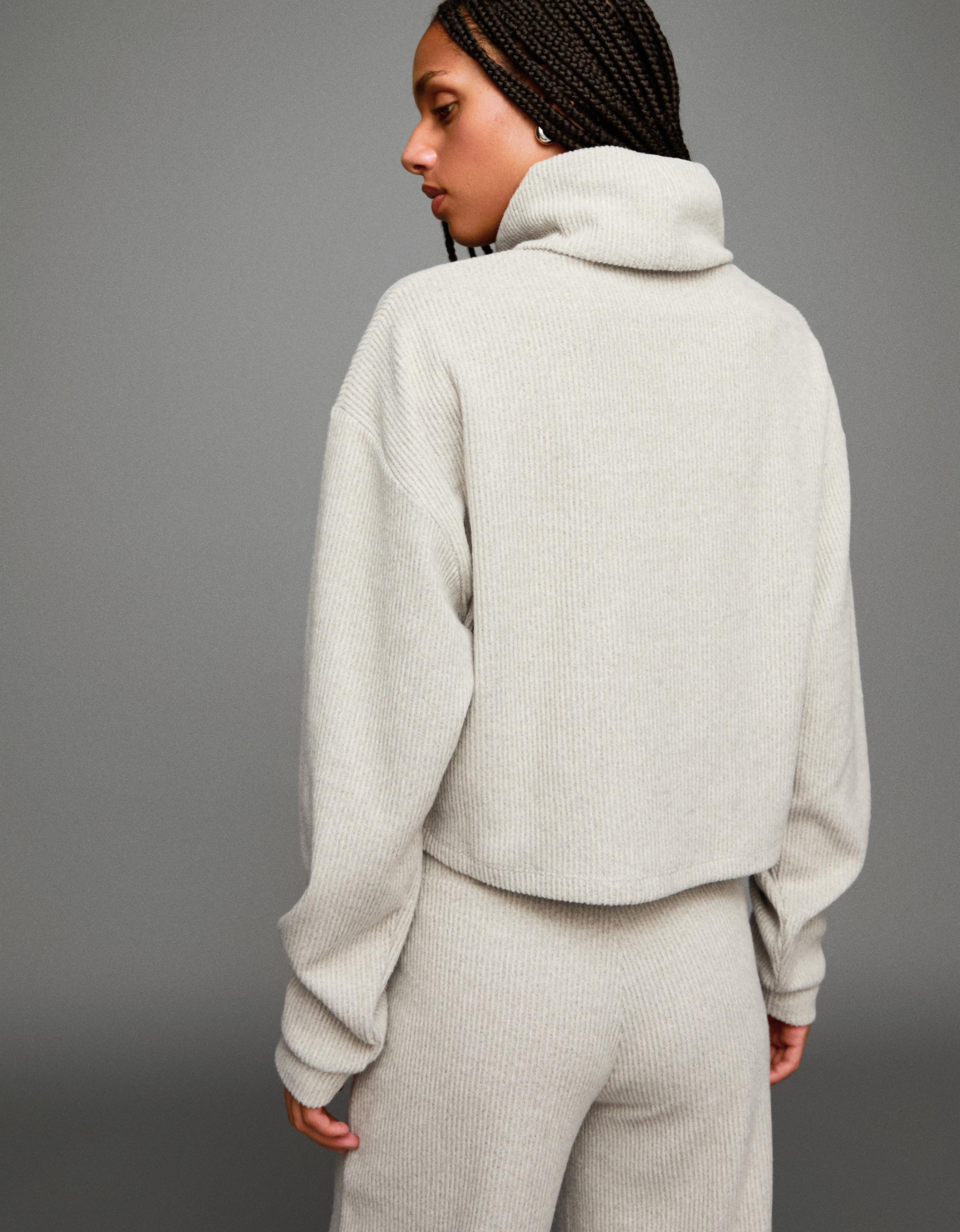 High neck ribbed sweater — Sand