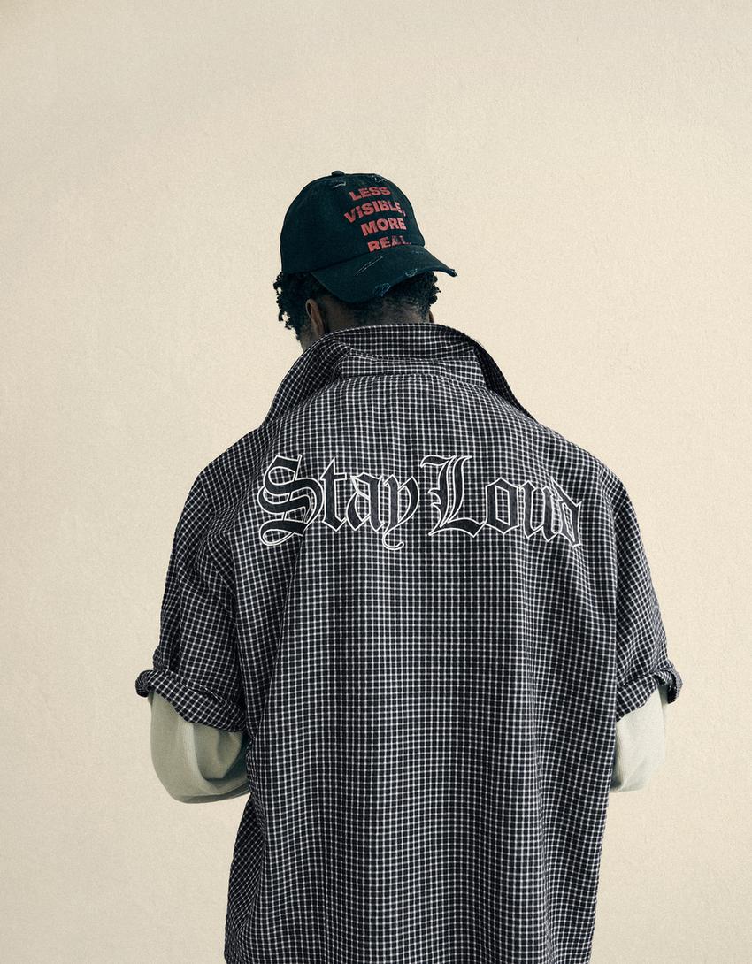 Short sleeve shirt with back print-Black