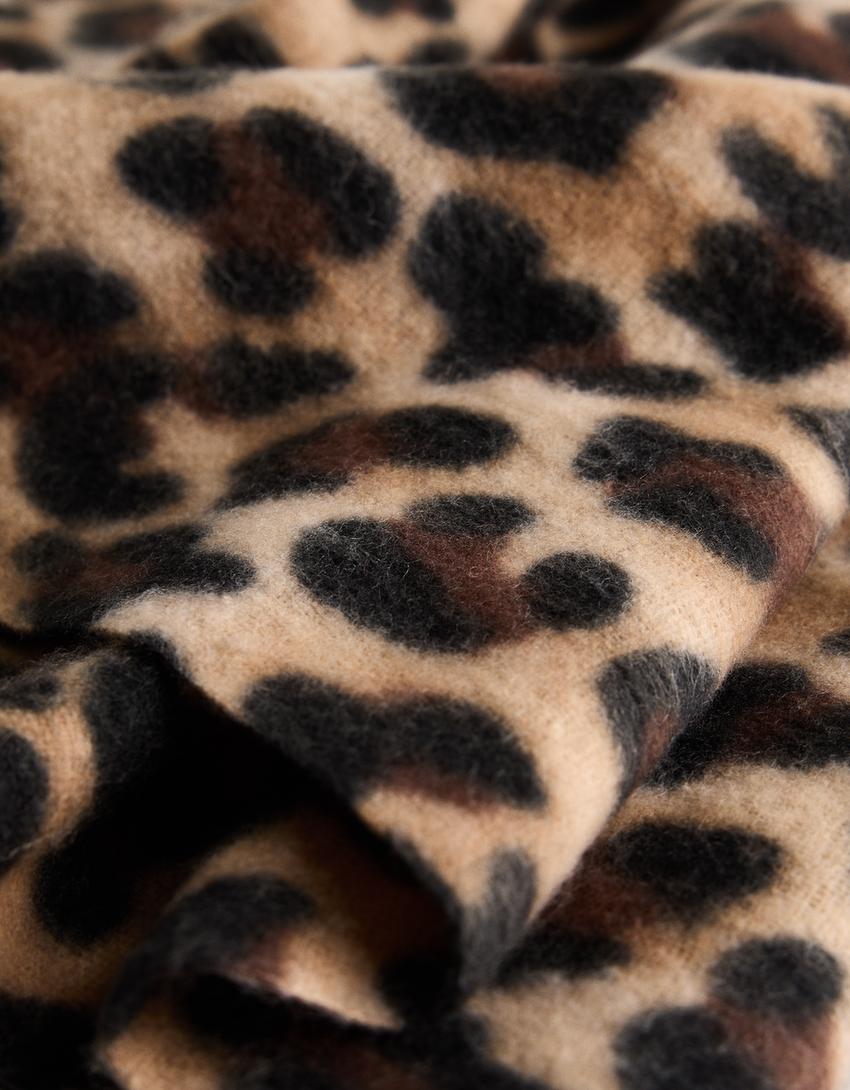 Animal print scarf-Brown