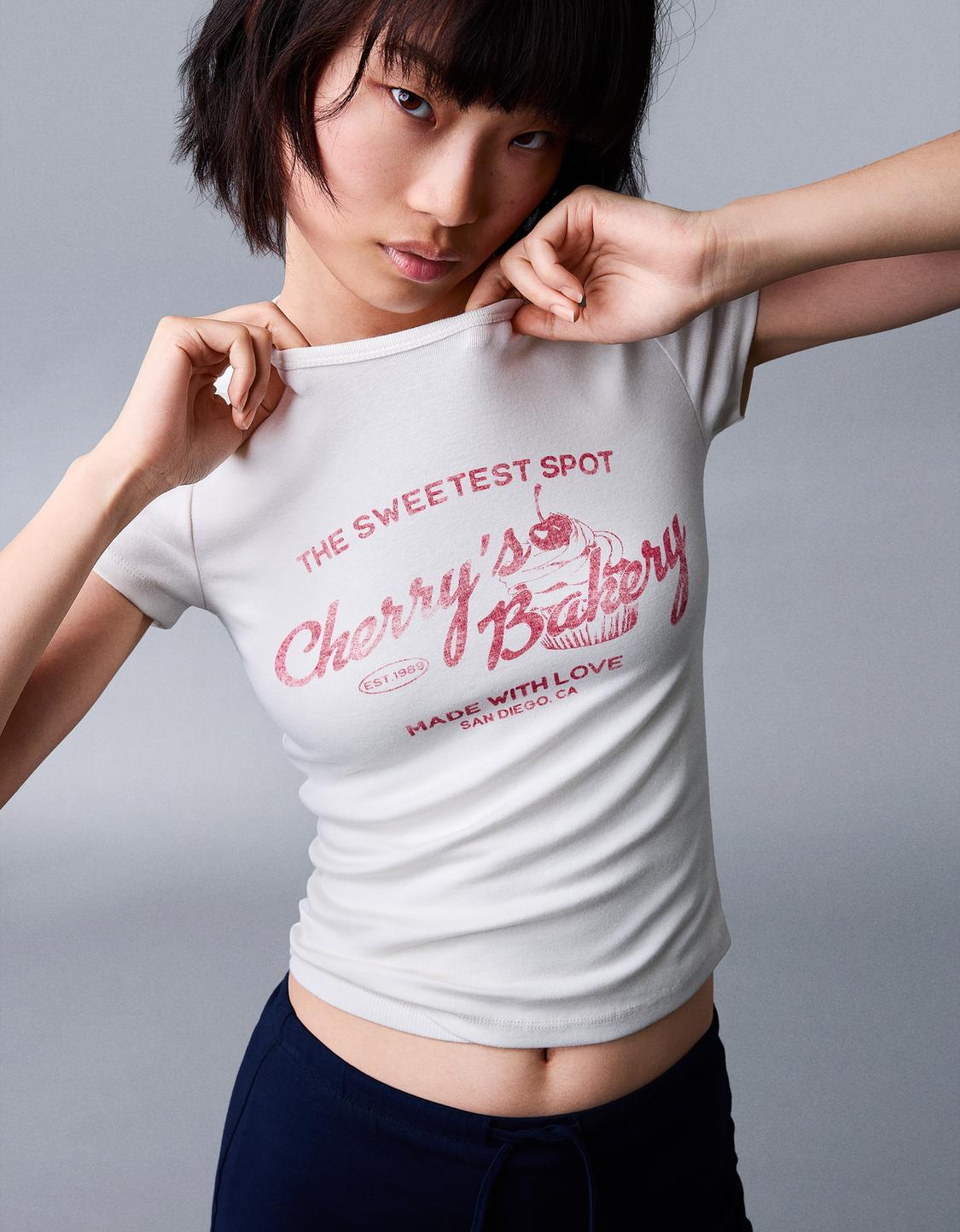 Short sleeve T-shirt with print