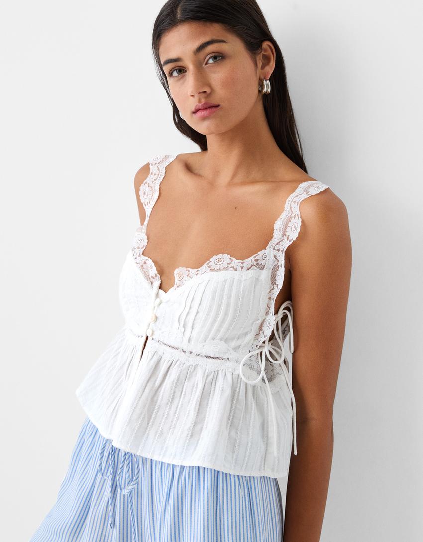 توب قصير بربطة جانبية-كريمي-2