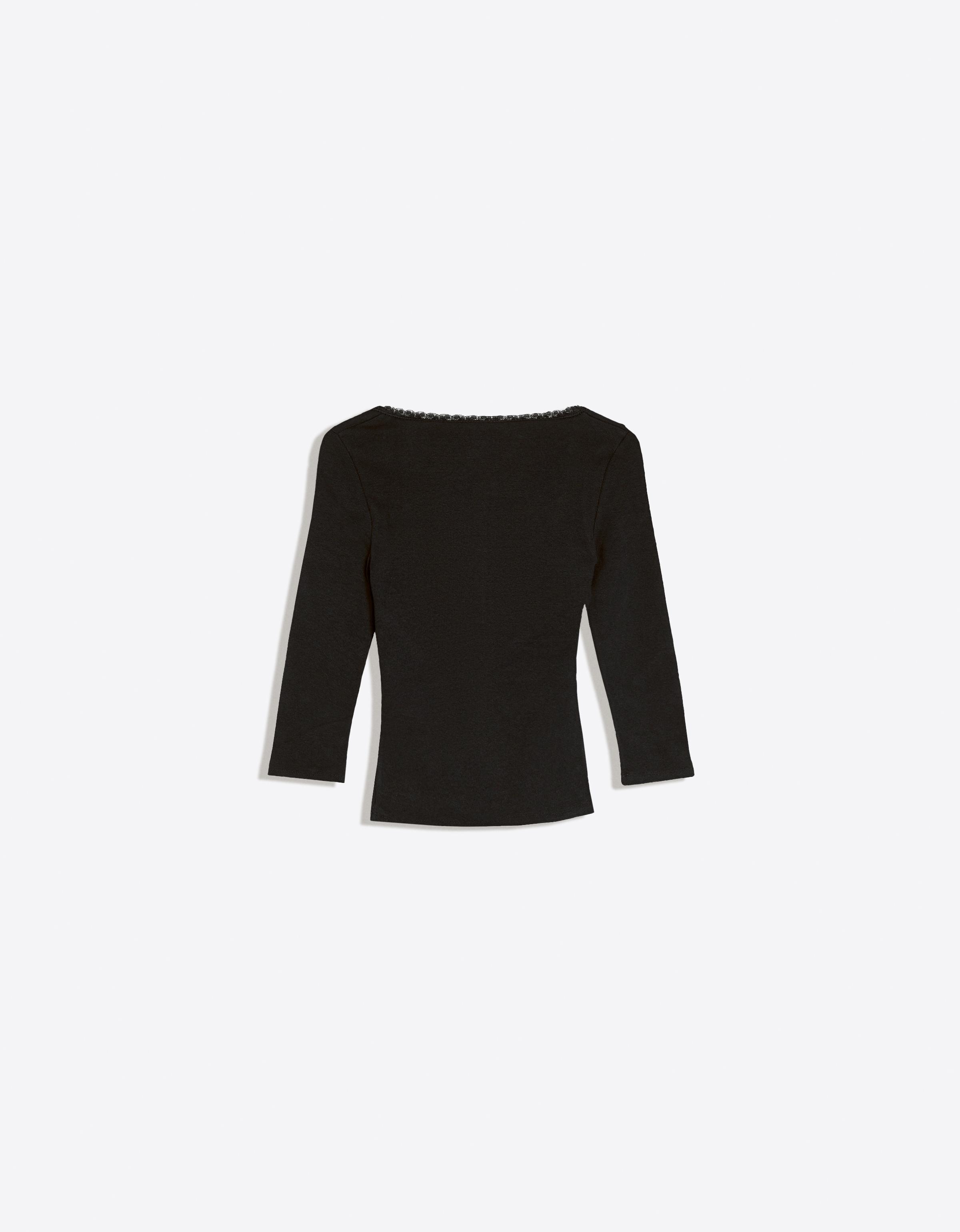 Lace V-neck long sleeve T-shirt — Black