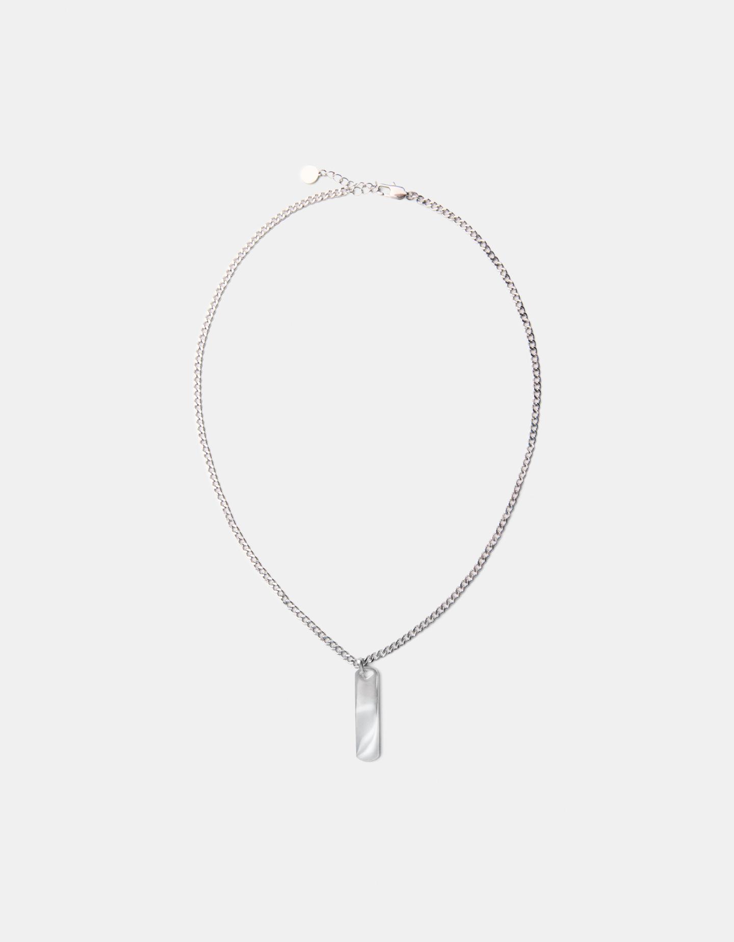 Bershka Collar Cadena Colgante Rectangular Hombre Plata