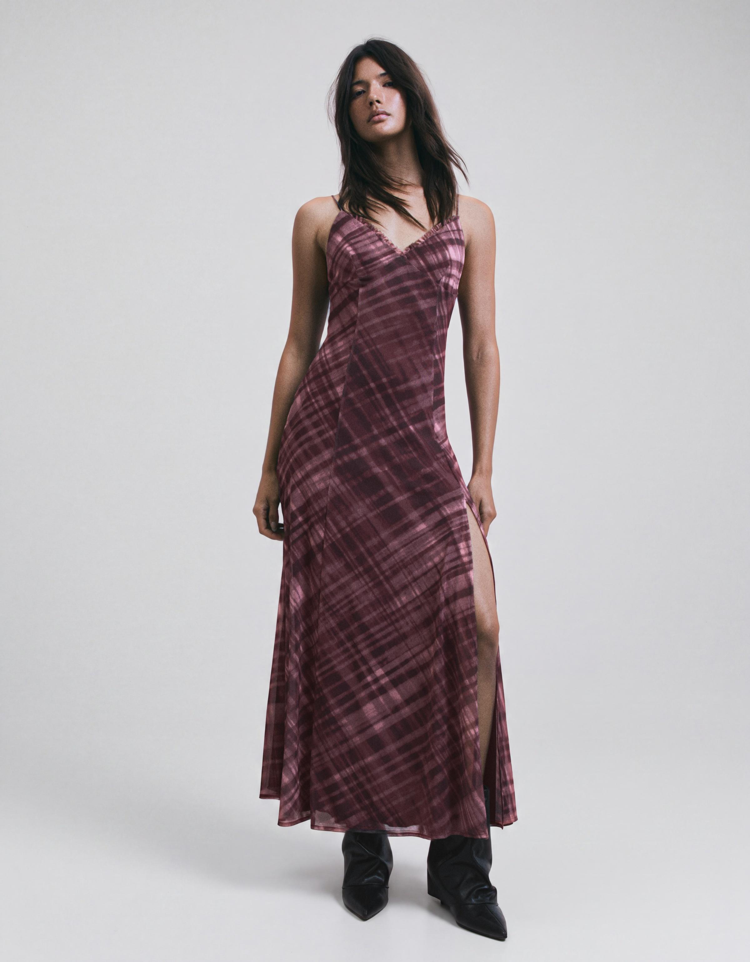 Long tulle strappy dress — Burgundy