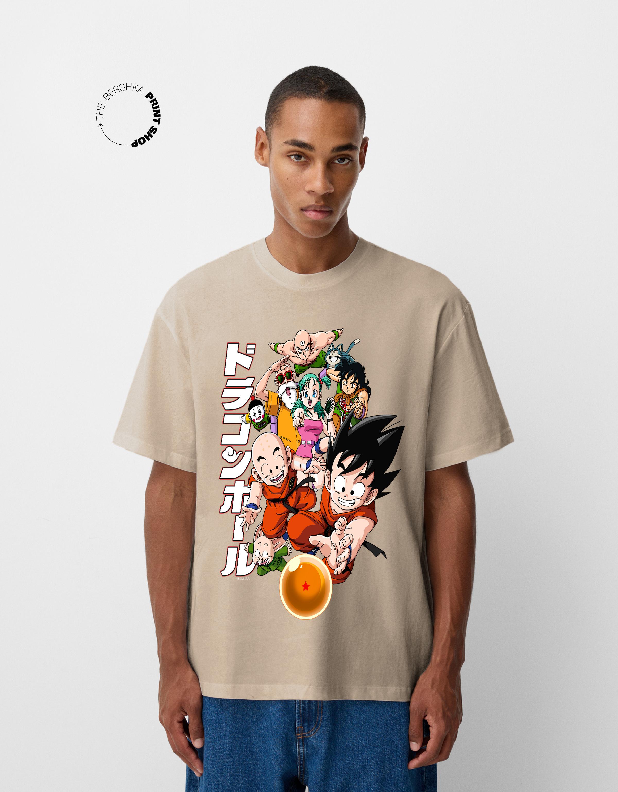 Bershka Dragon Ball-T-Shirt Herren L Camel