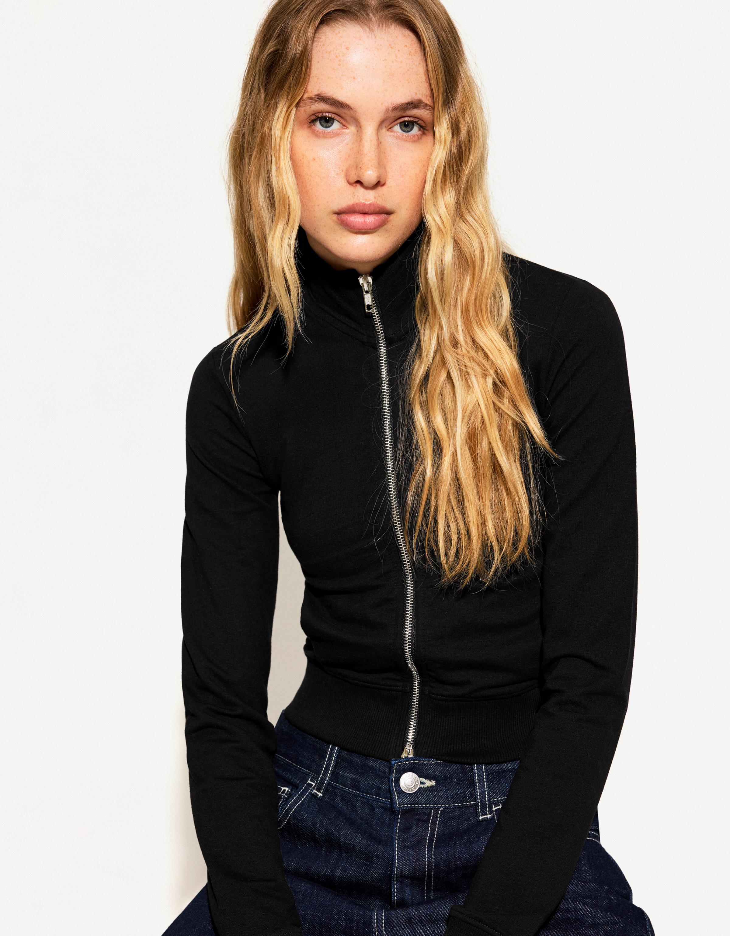 Bershka Sweatshirt Mit Reißverschluss Und Stehkragen Damen S Schwarz