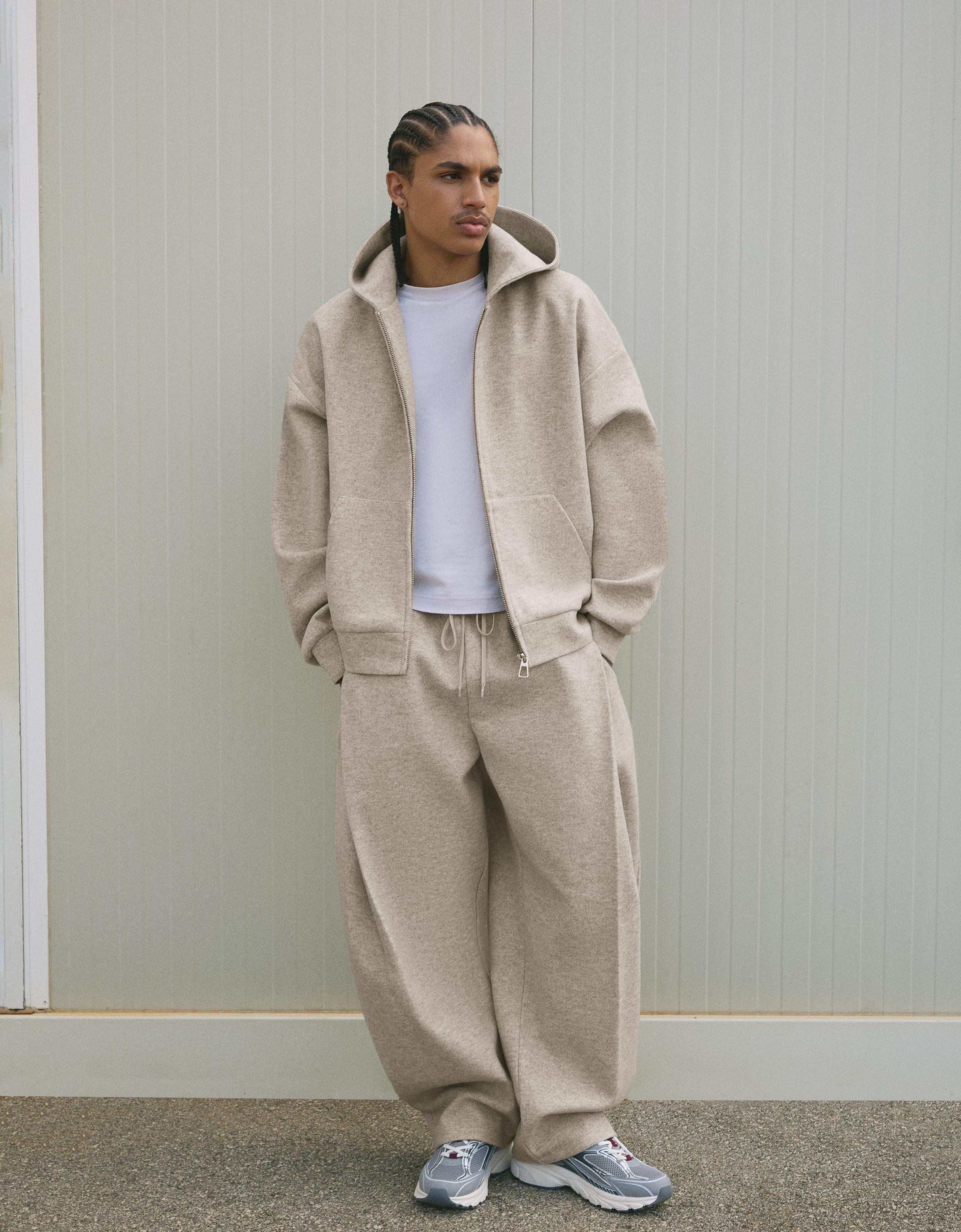 Sweatshirt and sweatpants set - Twin sets - Men | Bershka