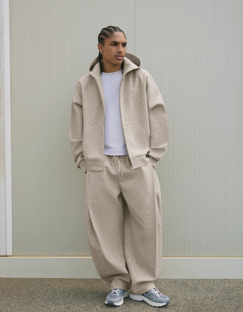 Sweatshirt and trousers set-Sweatshirt and trousers set