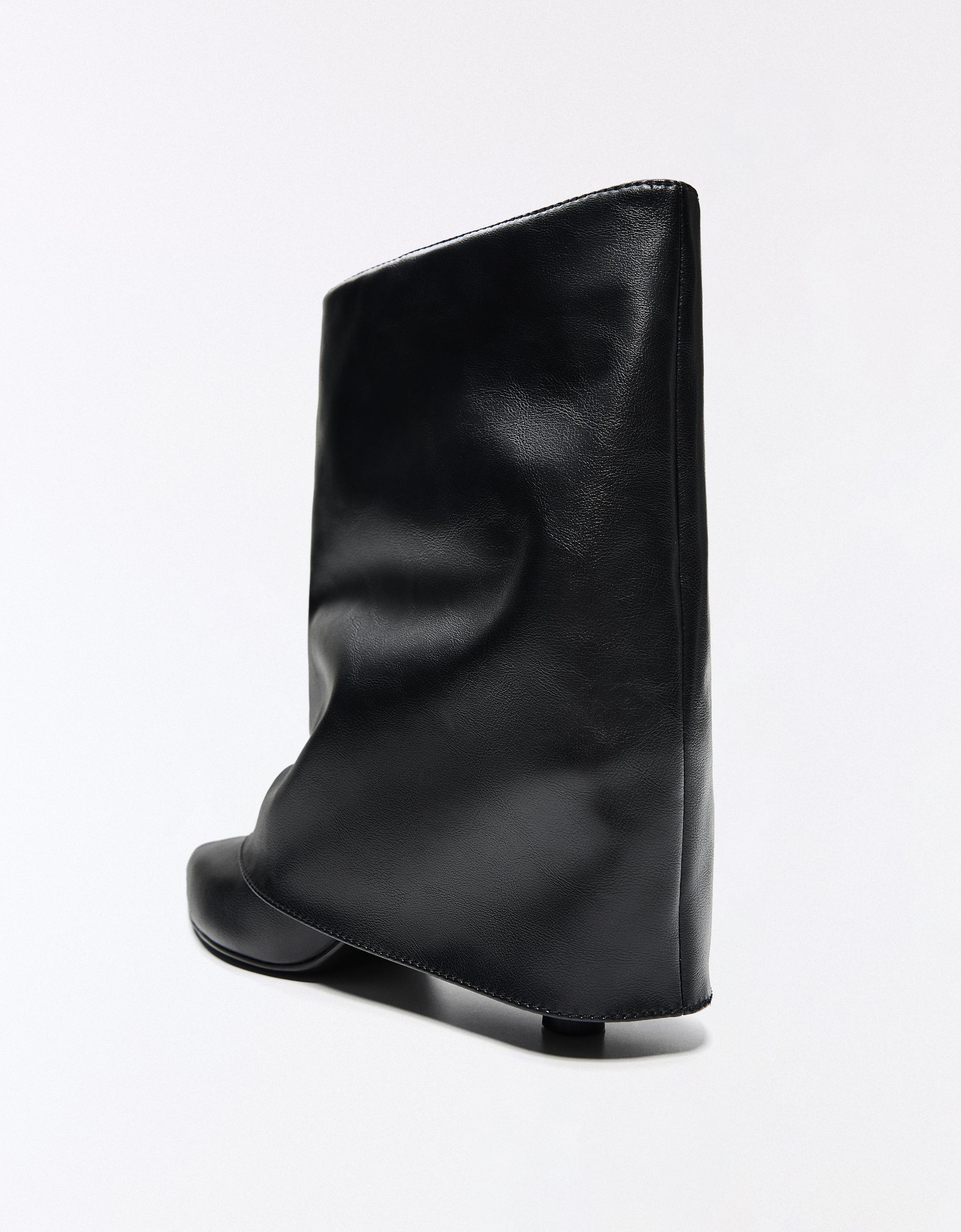Trouser ankle boots — BLACK