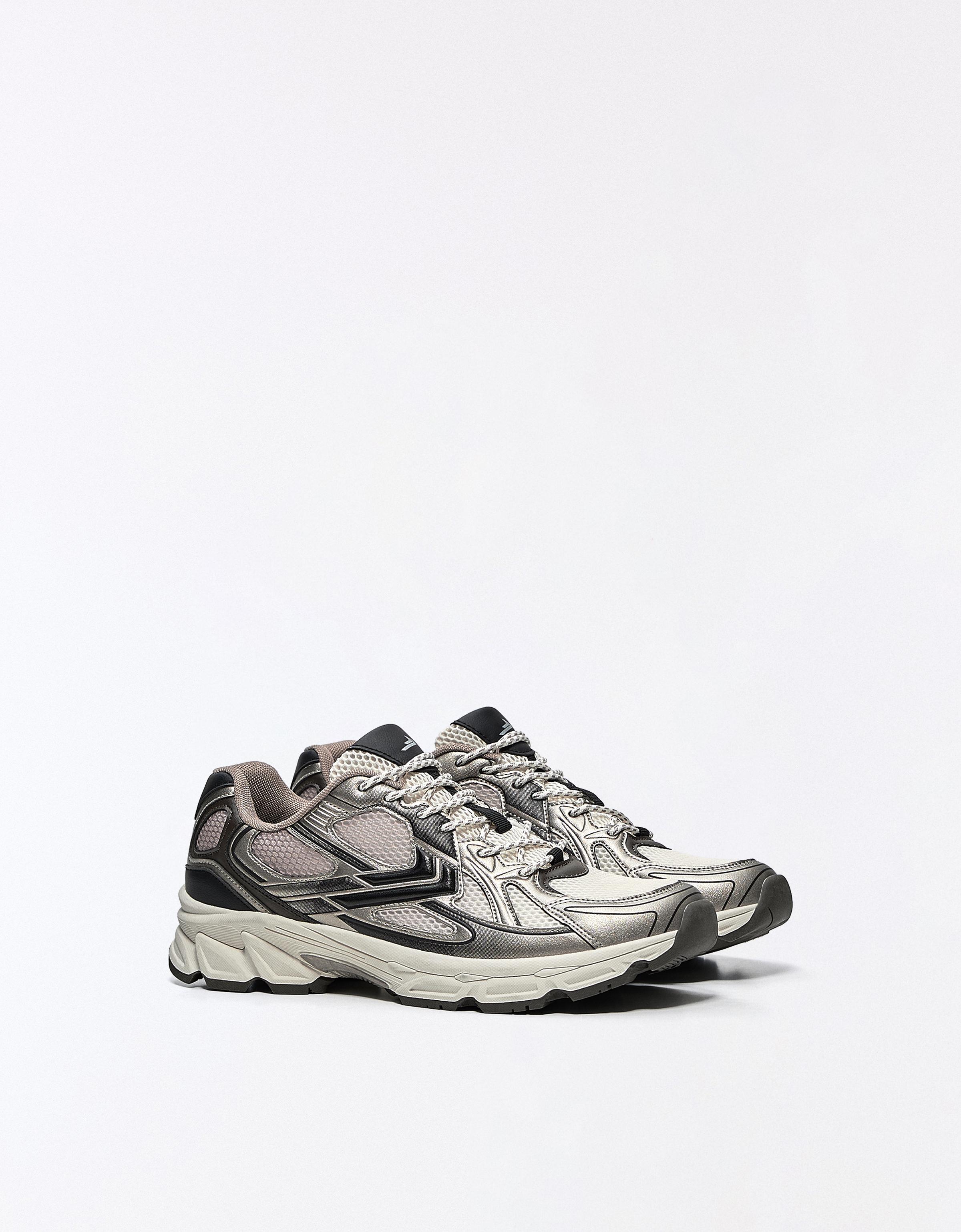 MULTI-PIECE TRAINERS — Brown
