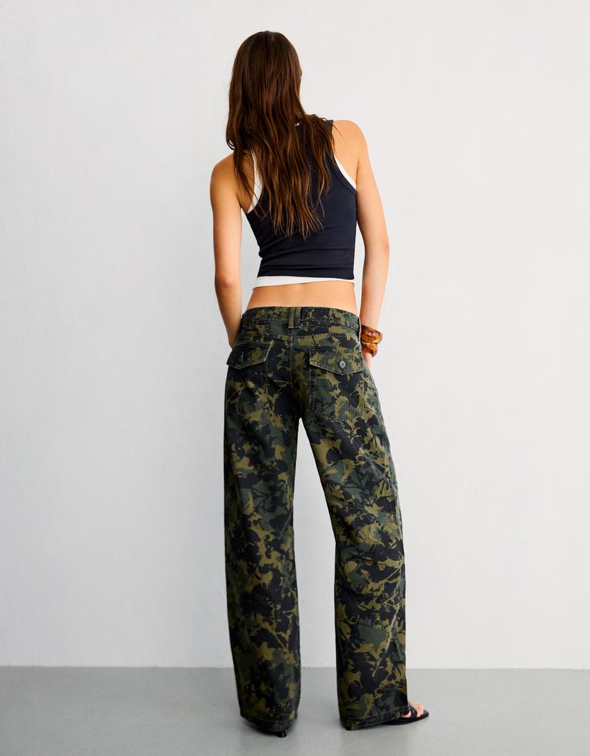Pantaloni straight fit stampati-Kaki-1