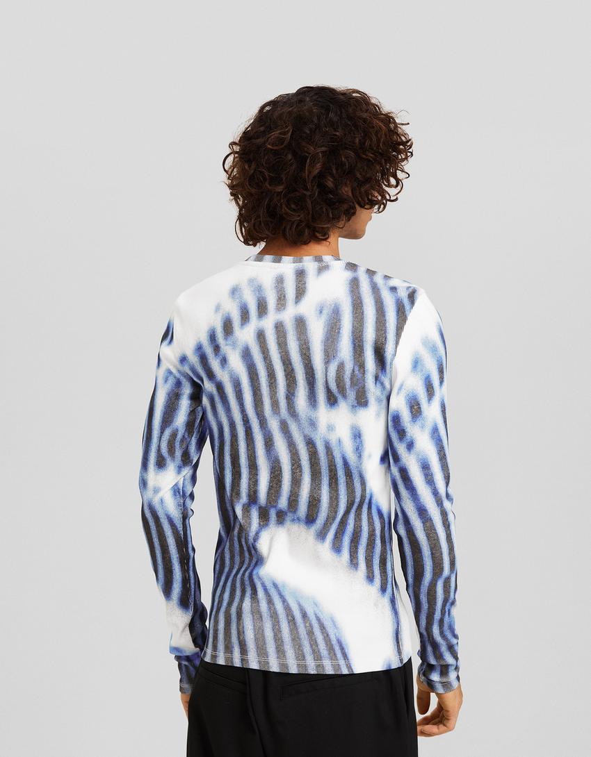 تيشرت بأكمام طويلة وطبعة-أزرق-1