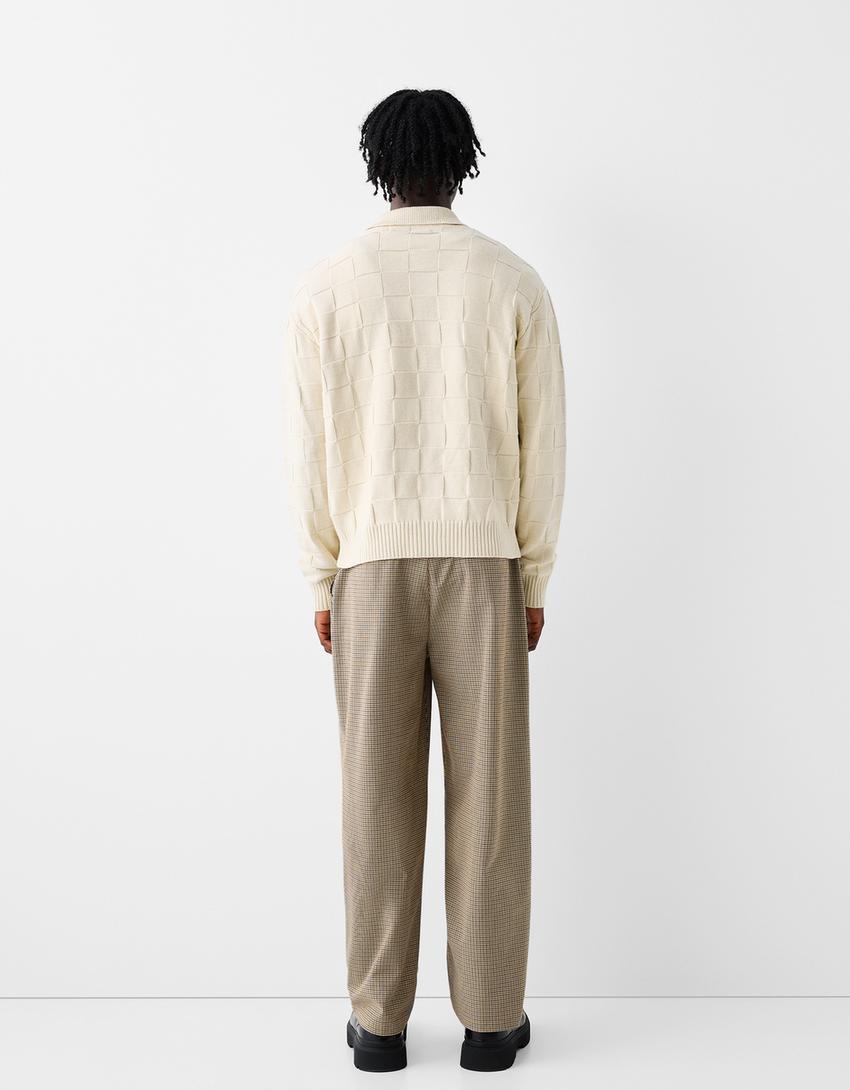 جاكيت فيست بملمس بارز وتطريز-كريمي-1