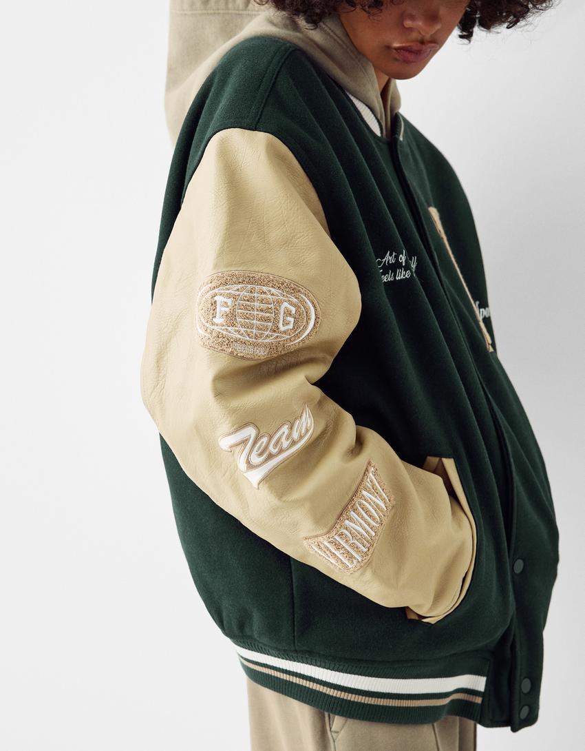 جاكيت جامعي لباد بملمس بارز وأكمام جلد صناعي-أخضر-5