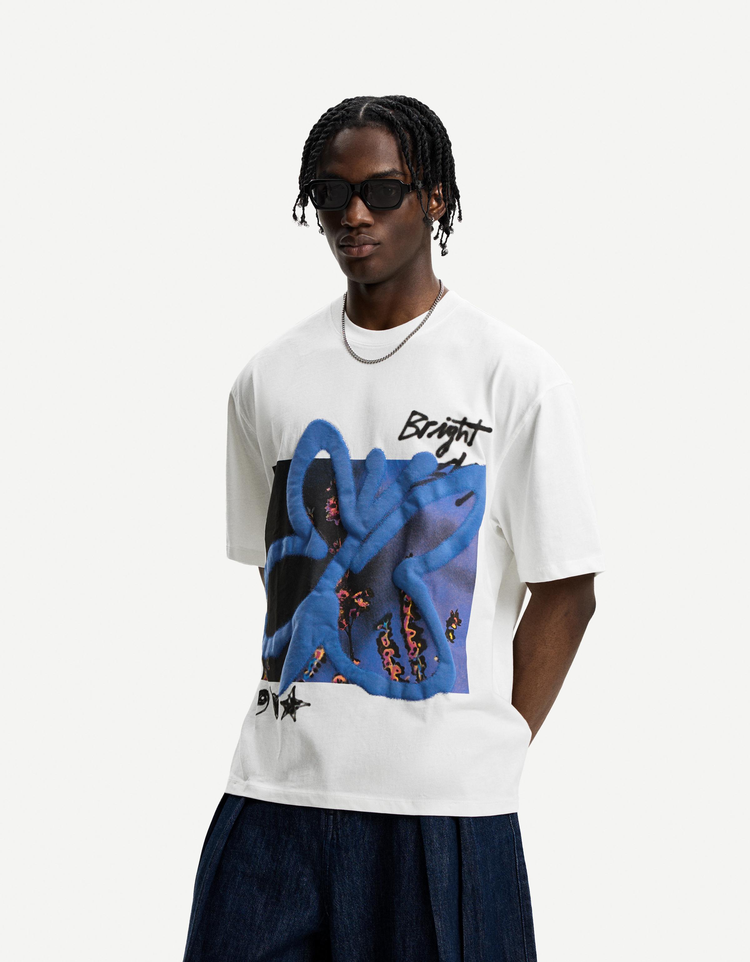 Bershka Boxy-T-Shirt Mit Print Und Kurzen Ärmeln Herren L Weiss