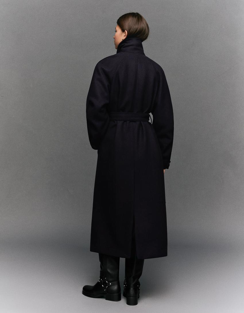 Artilezko beroki oversize gerrikoarekin-Urdin marinoa