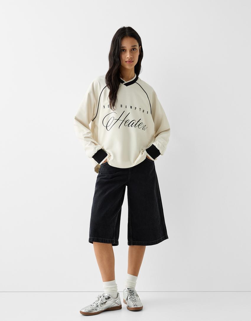 سويت شيرت بطبعة-أبيض مطفي-3