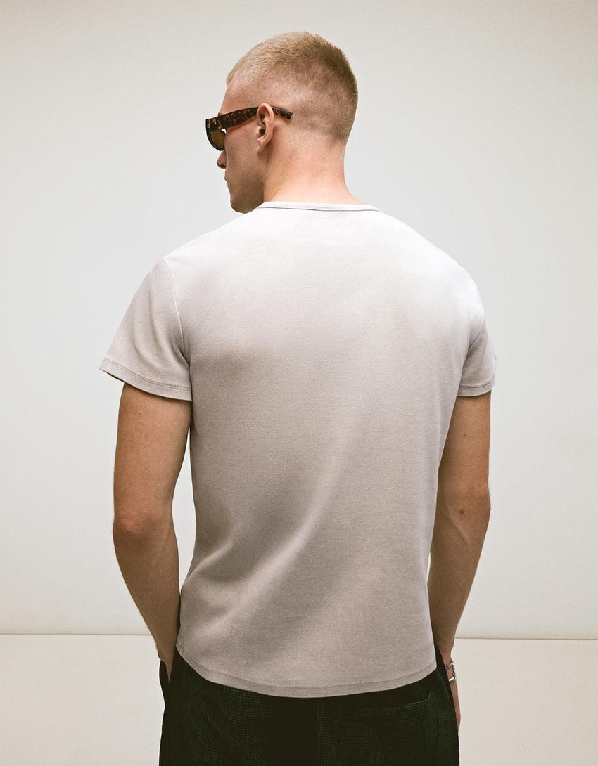 Washed small fit henley T-shirt-Grey