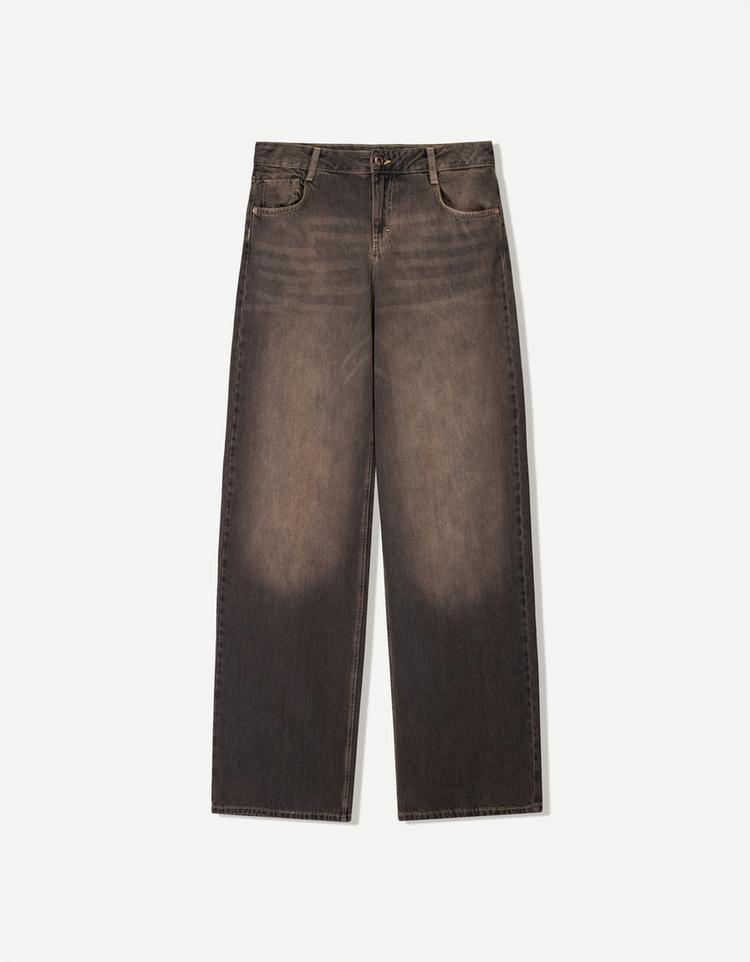 Wide-leg low-waist jeans