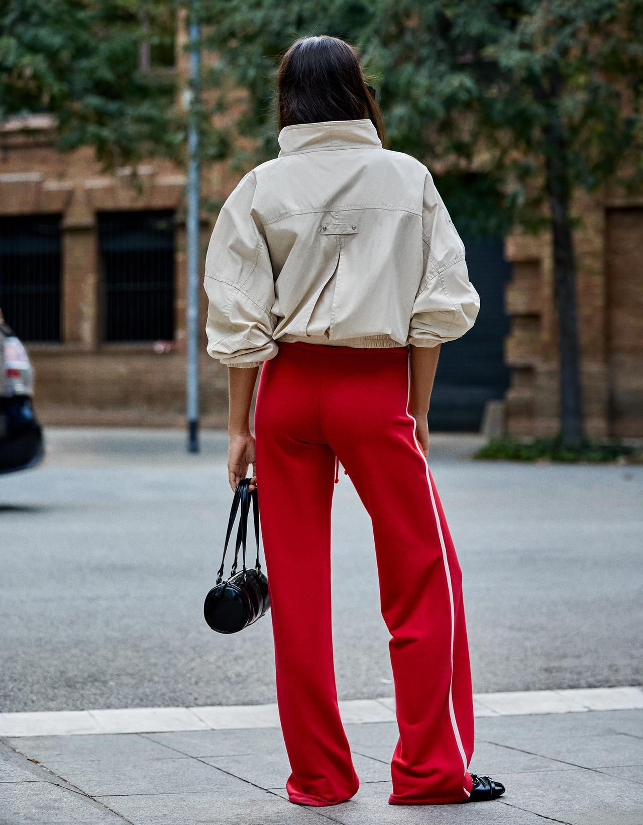 Side-stripe joggers — Red