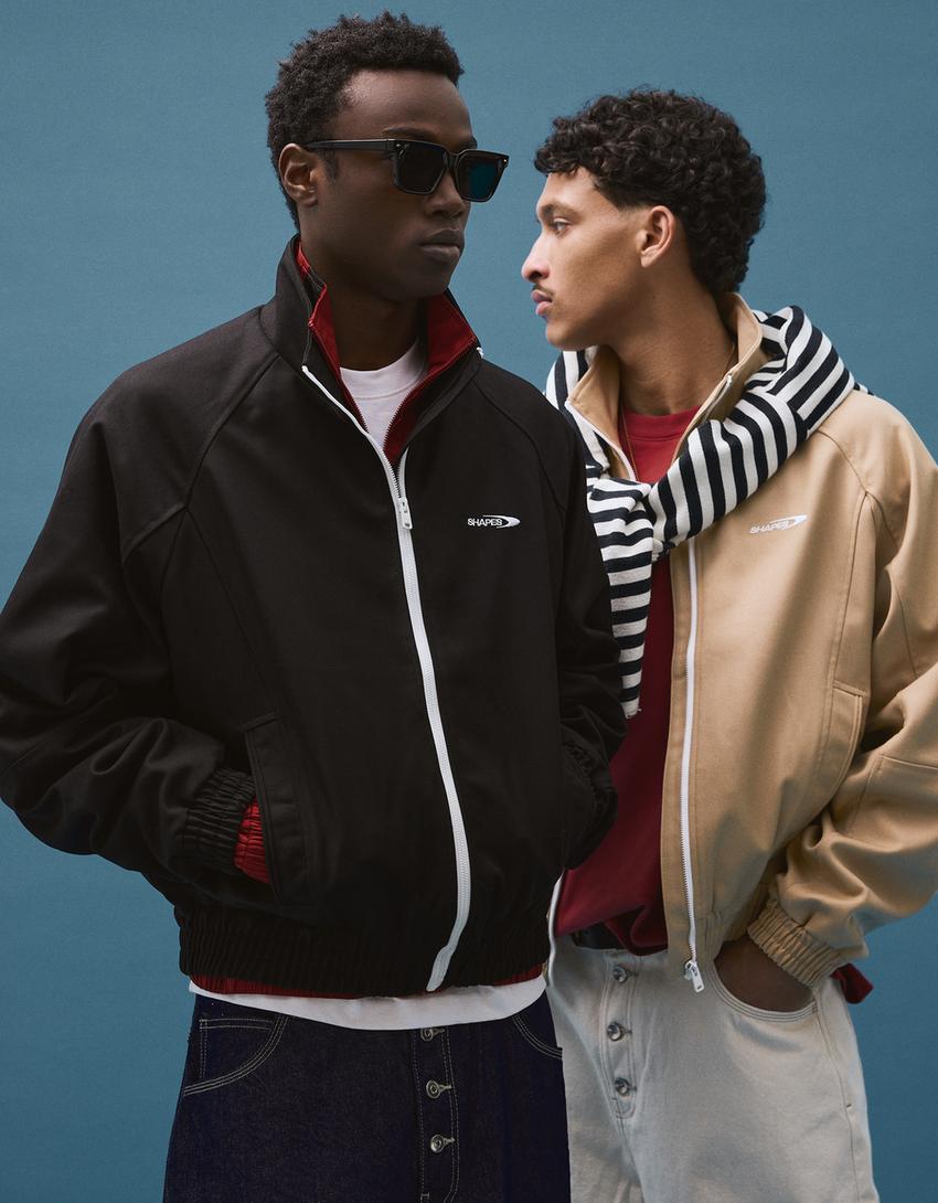 Jaket ritsleting bergambar-Hitam