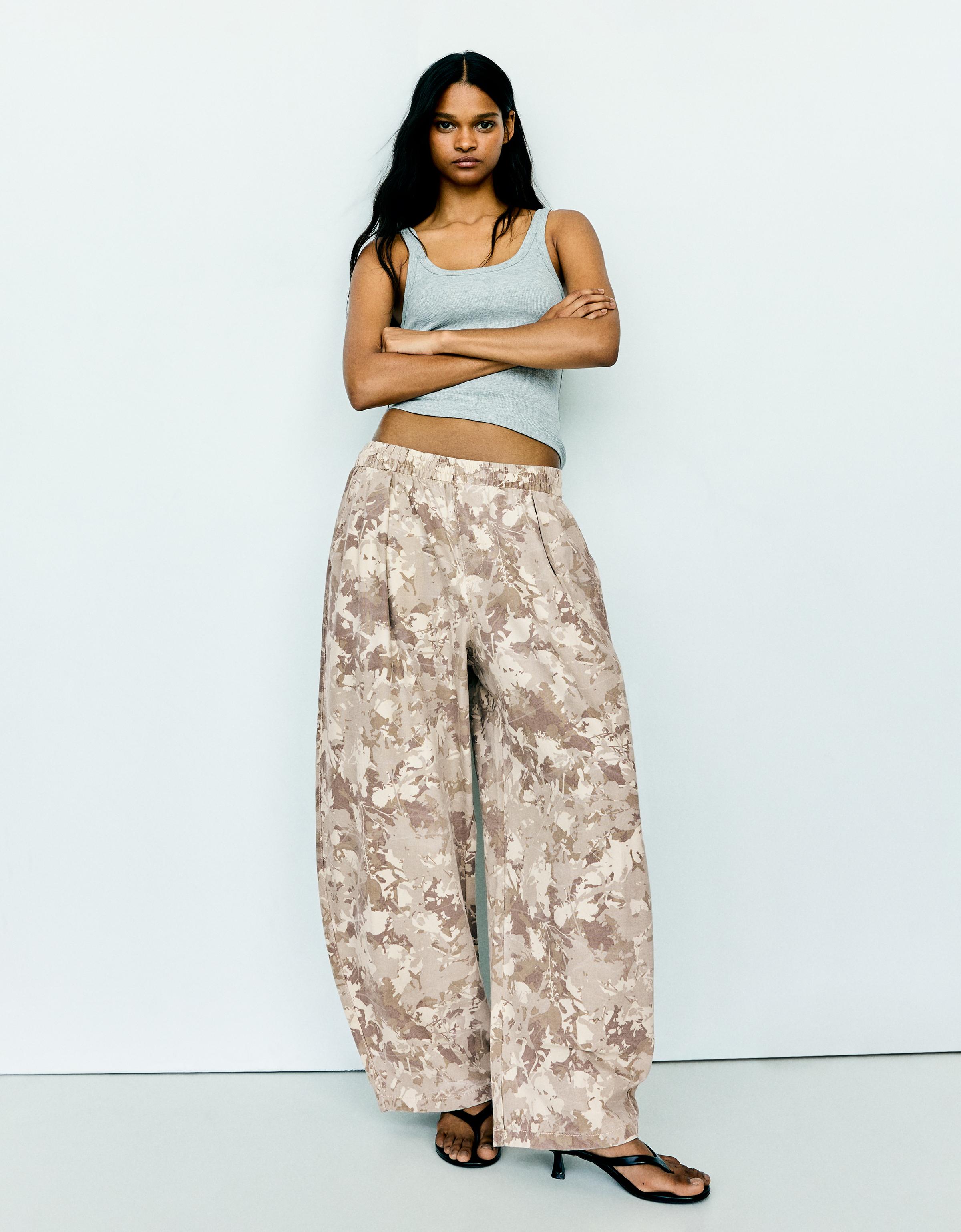 Bershka Pantalón Balloon Cuadros Mujer Arena
