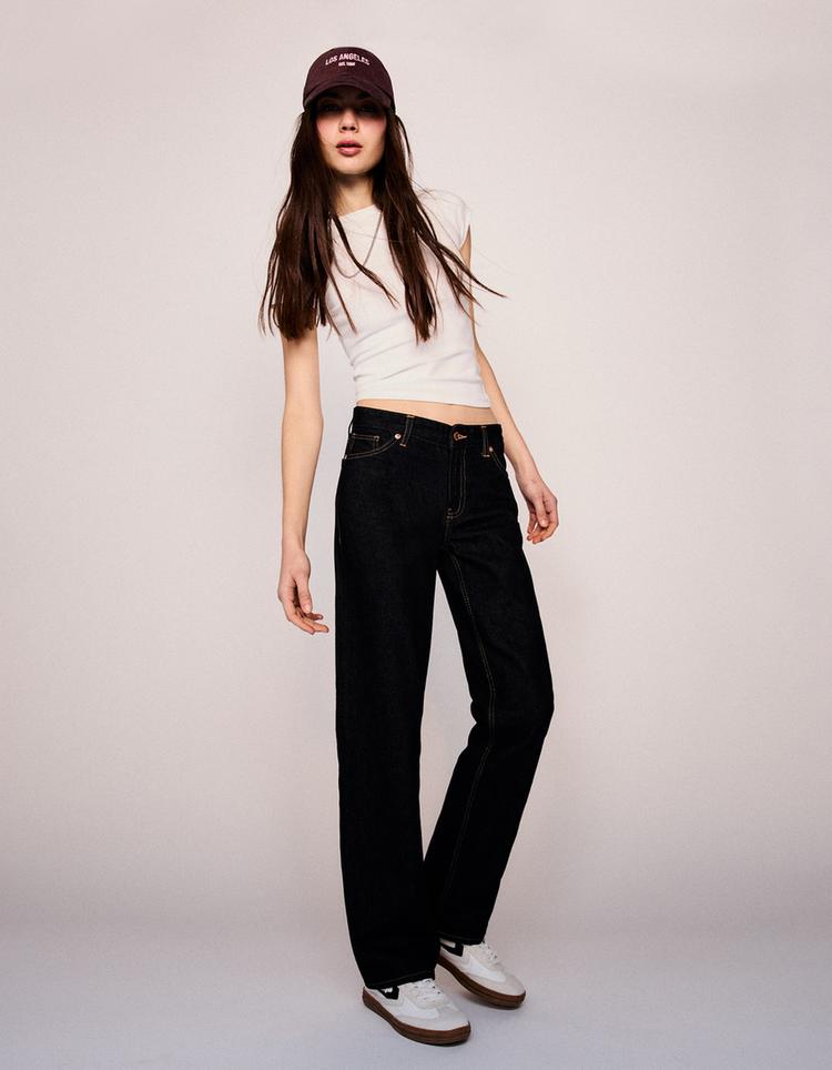 Straight fit jean