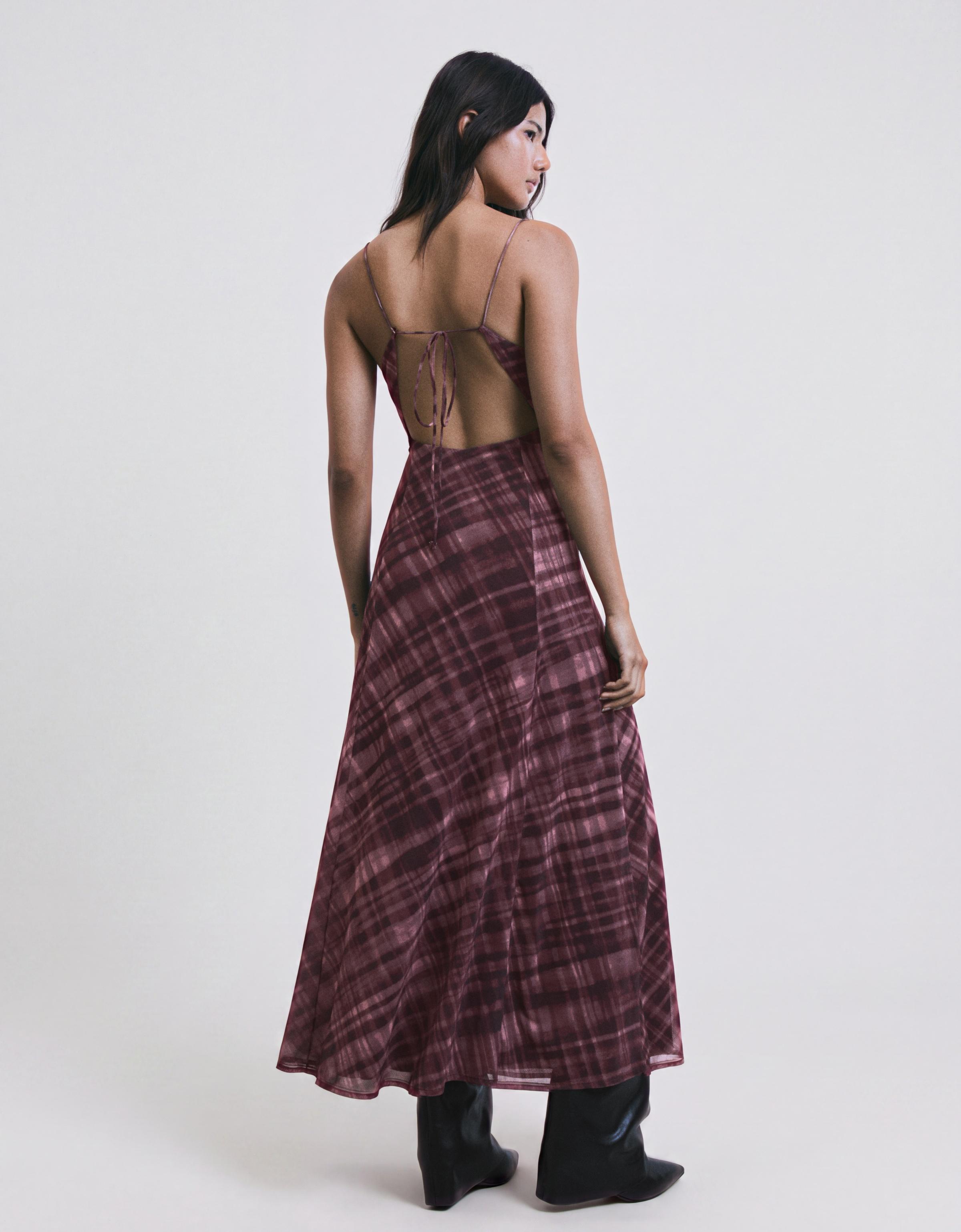 Long tulle strappy dress — Burgundy