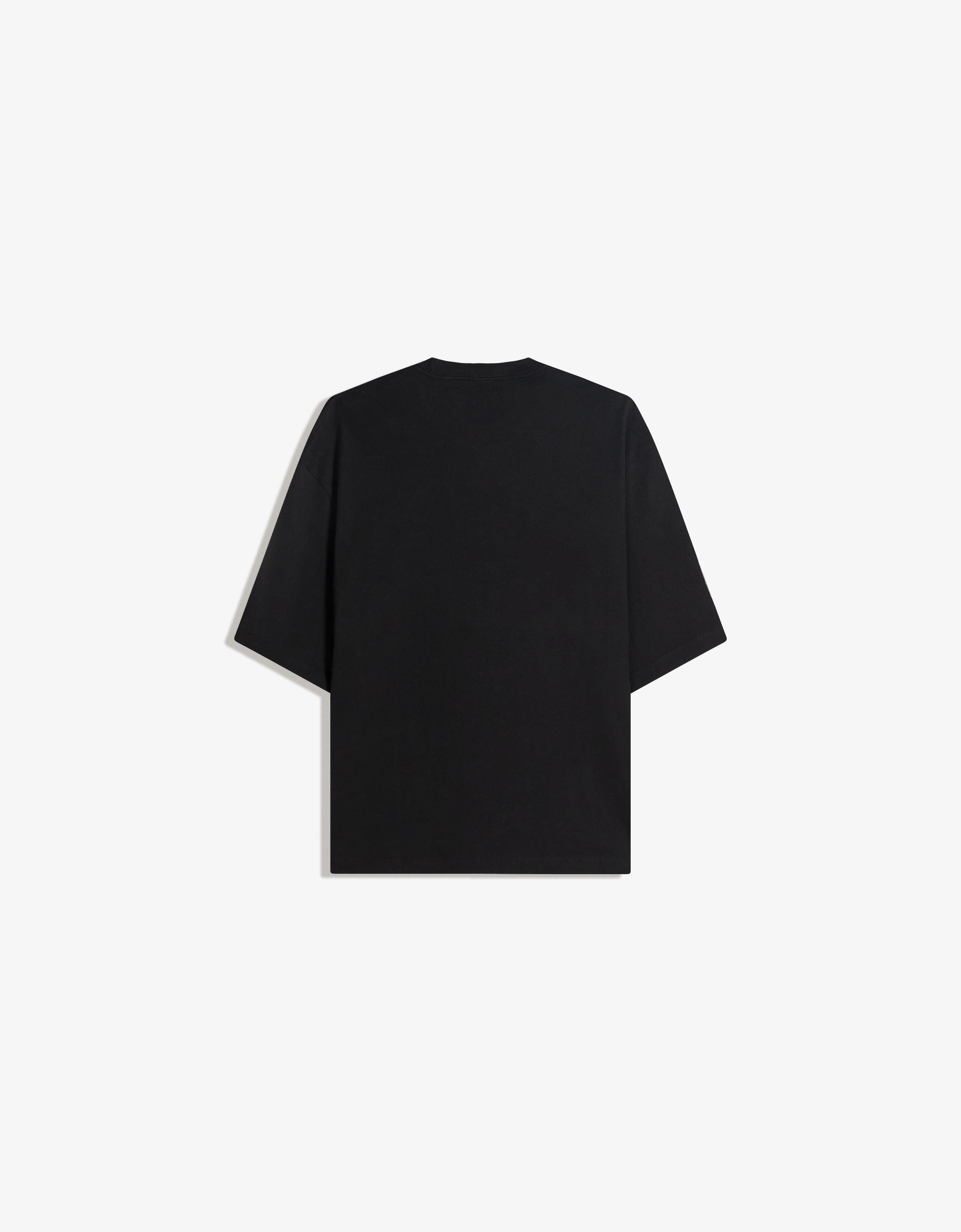 Kısa kollu boxy fit tişört