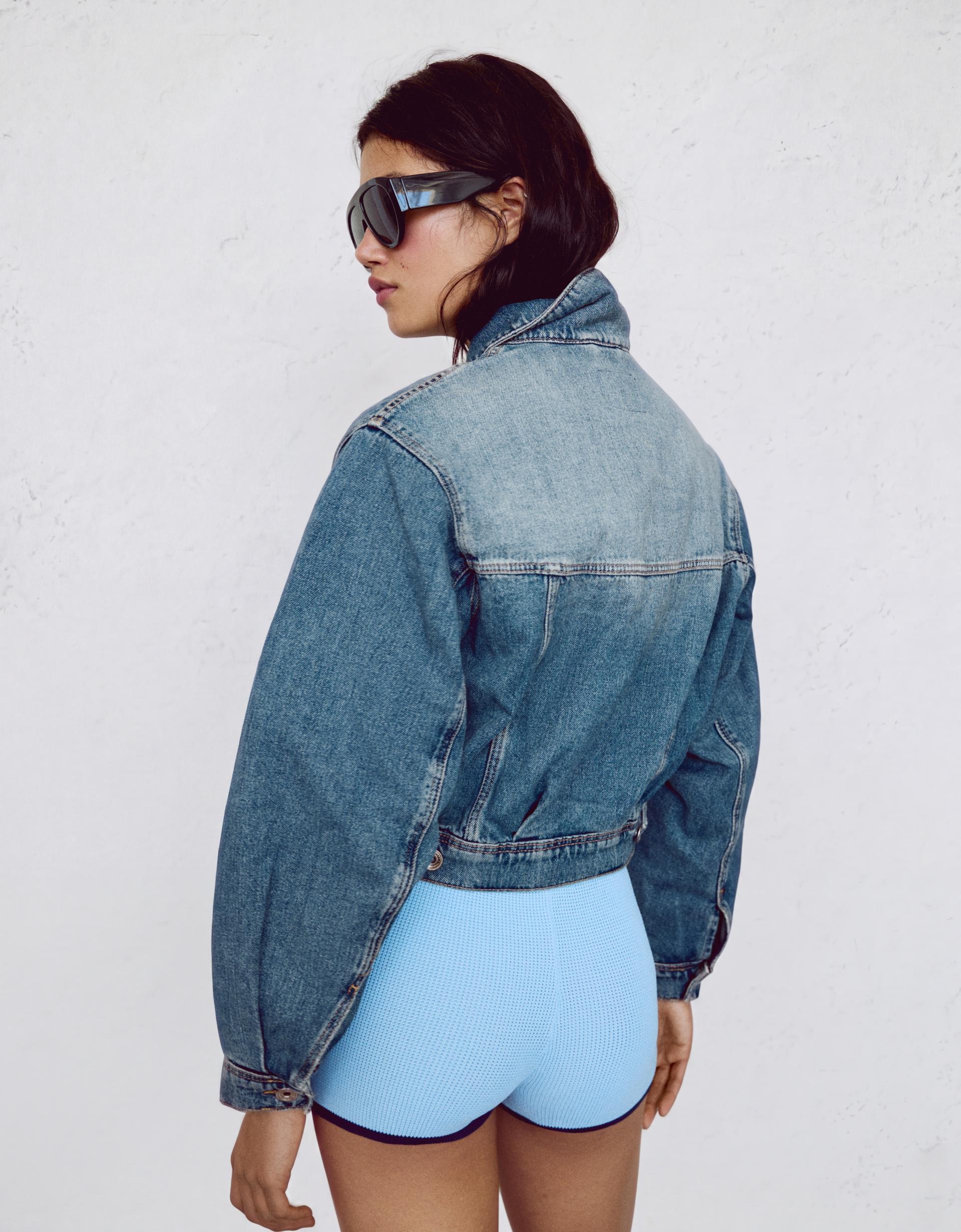 Cropped balloon denim jacket - Women | Bershka