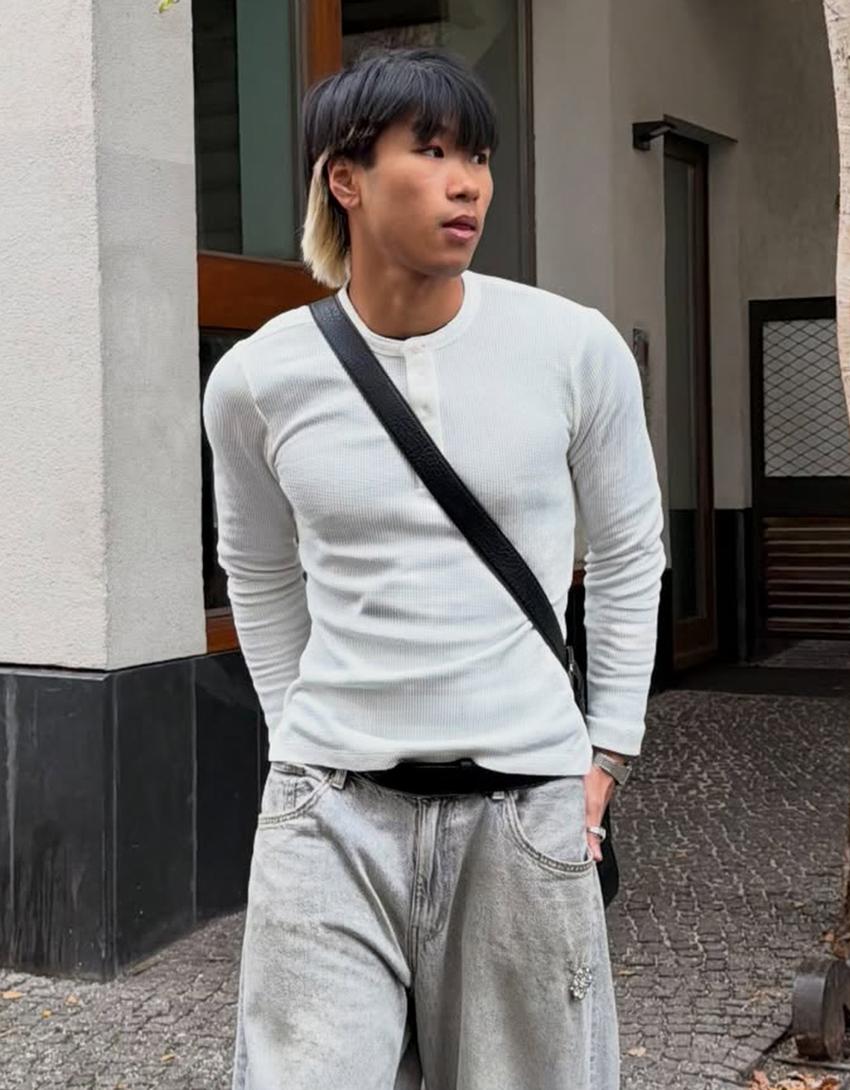 Camiseta manga comprida henley slim fit-Gelo