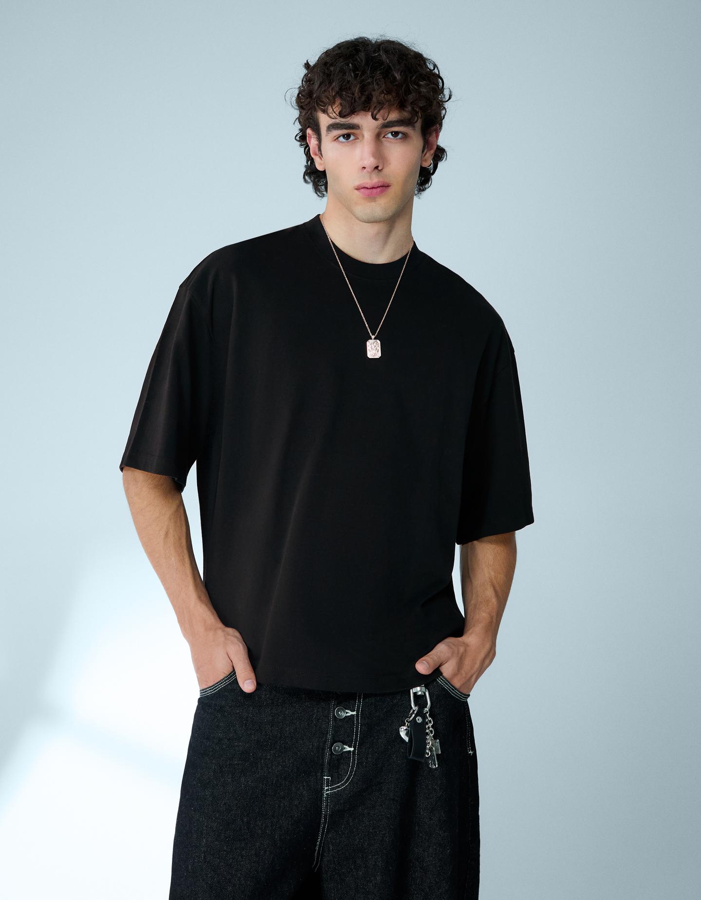 Bershka koszulka boxy heavy czarny