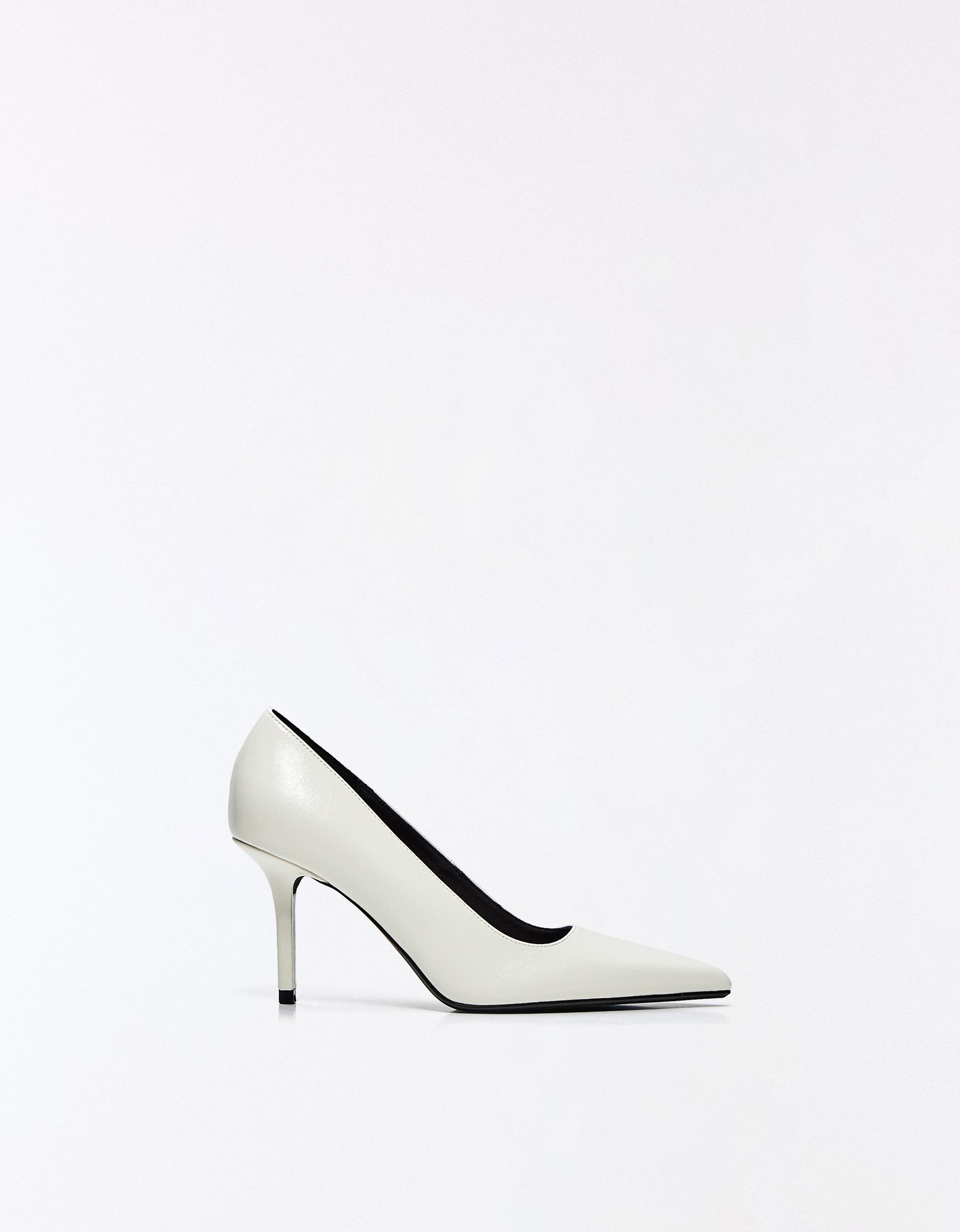 High-heel shoes — WHITE