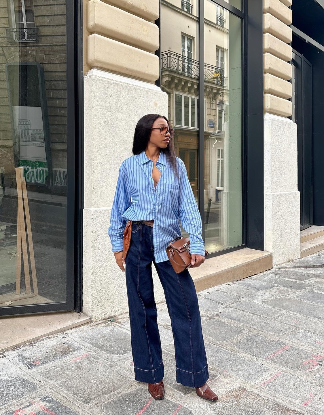 Wide-leg '90s jeans with seam detail