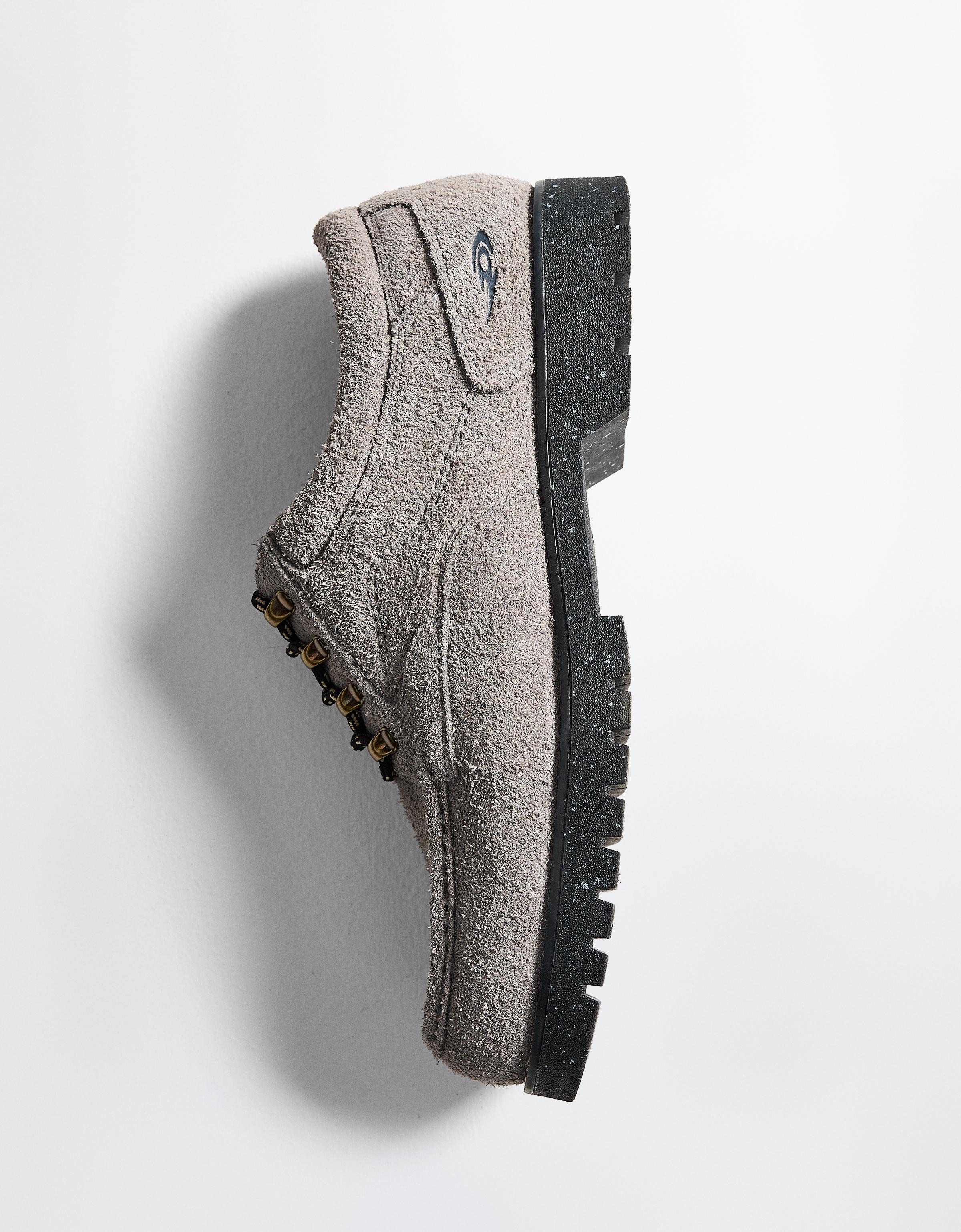 Bershka Sznurowane Buty Out Of Core Mężczyzna 44 Szarobrązowy