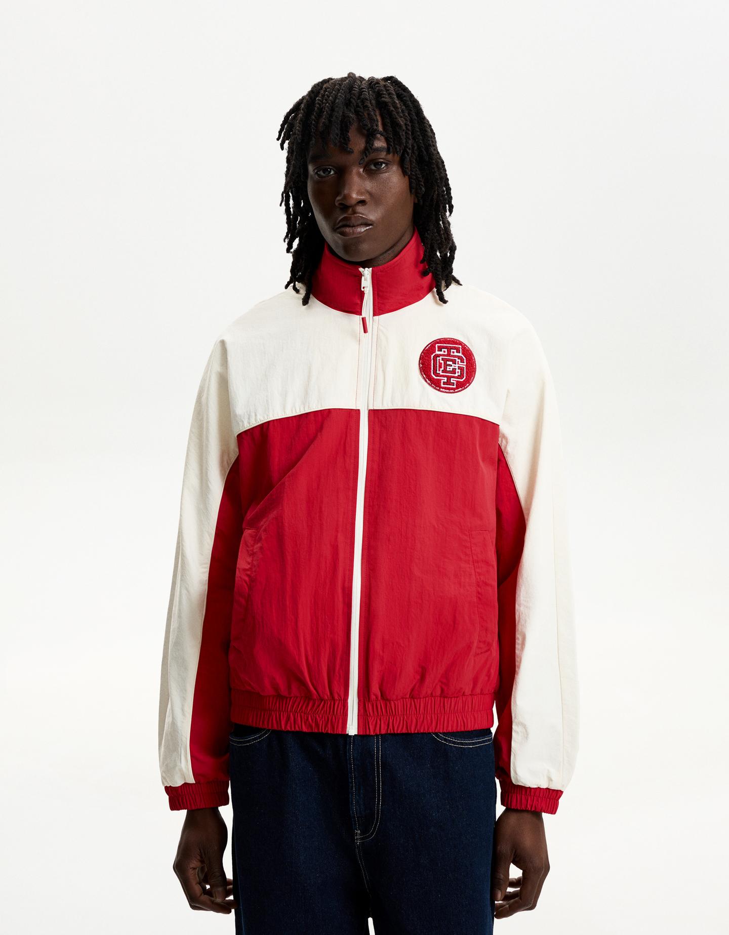 Bershka lekka kurtka techniczna czerwony