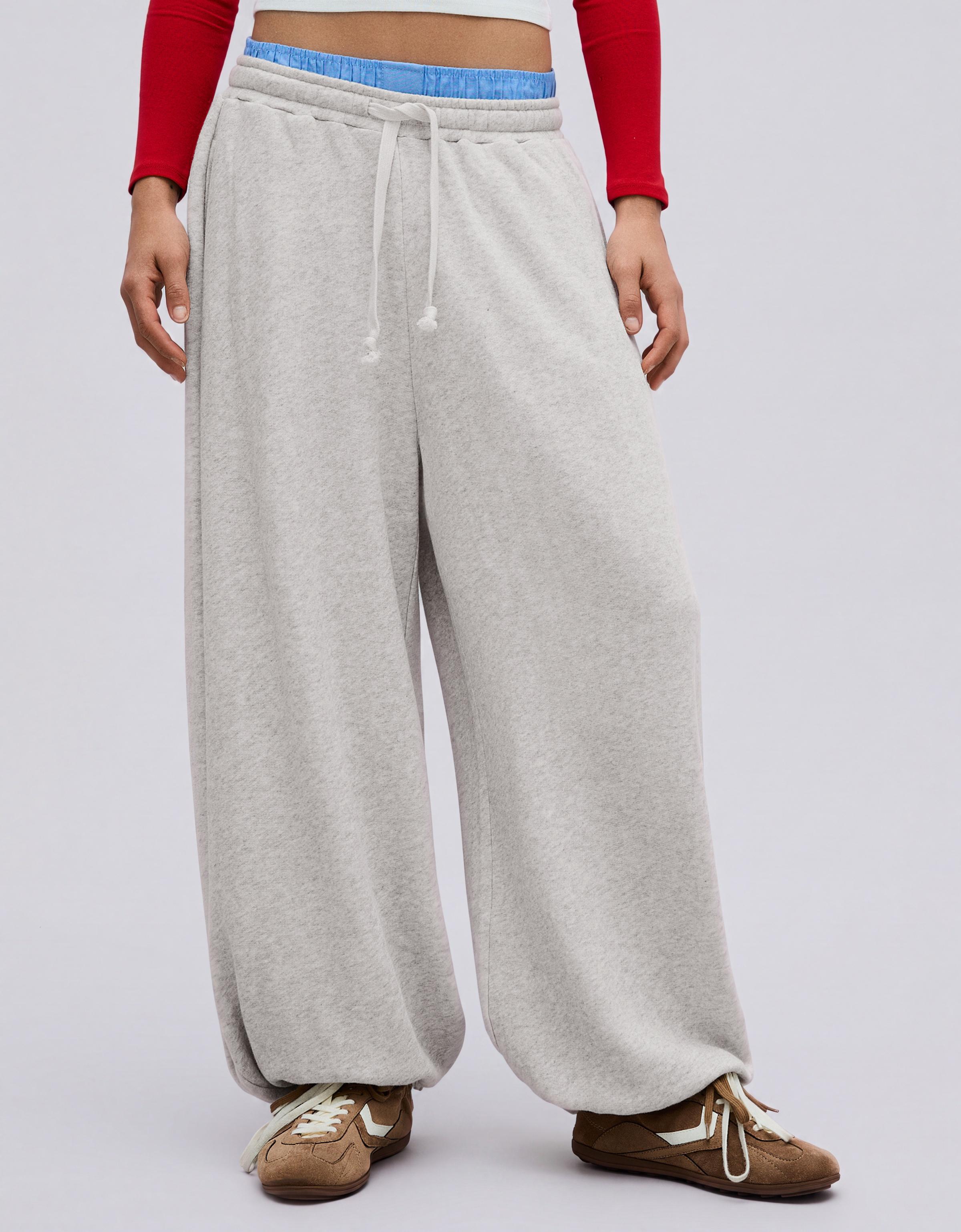 Balloon fit plush dancer trousers — Grey