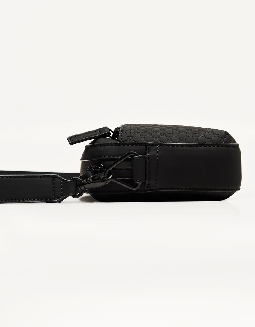 Bolso crossbody engomado monograma-Negro-1