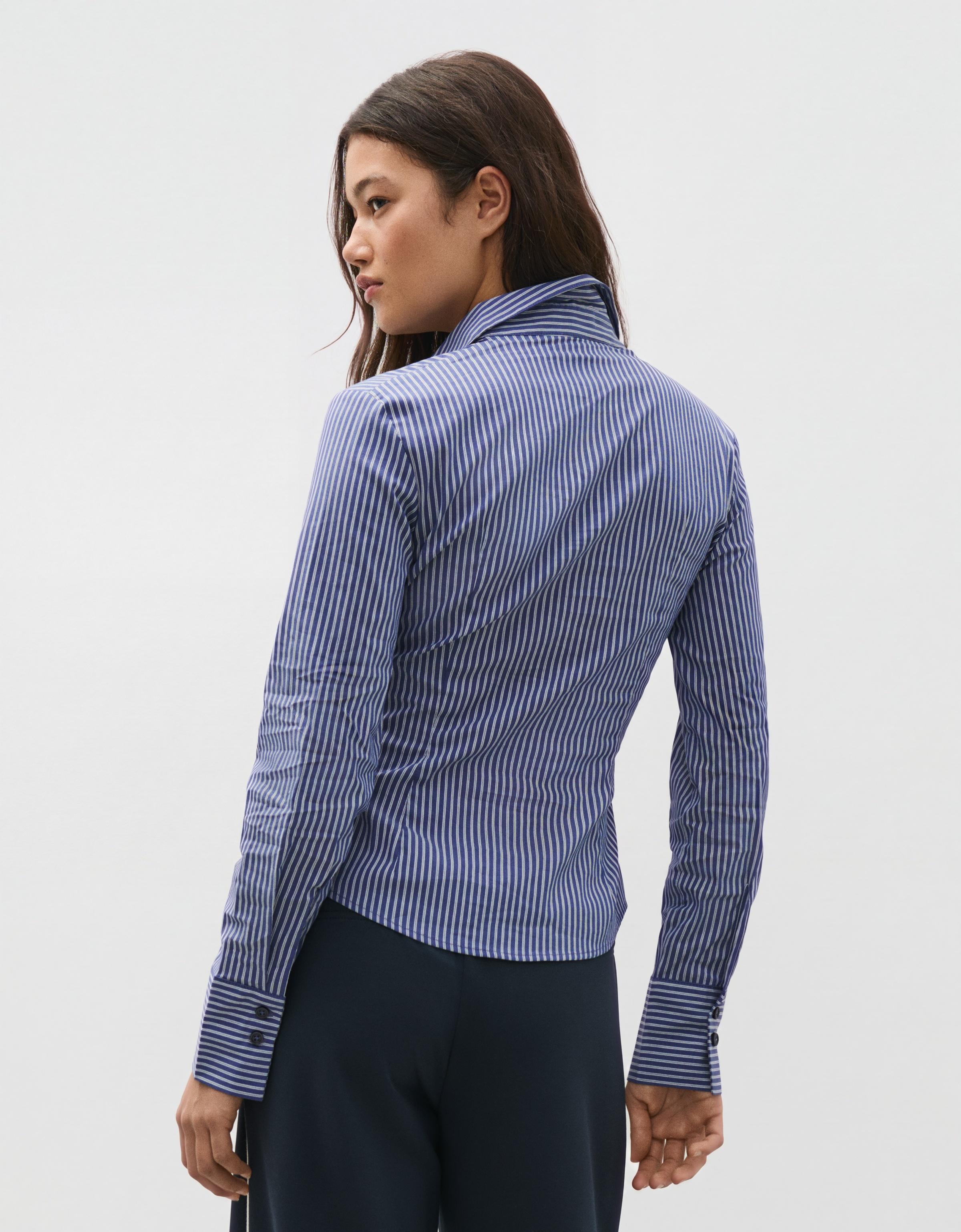 Fitted long-sleeved shirt — Blue