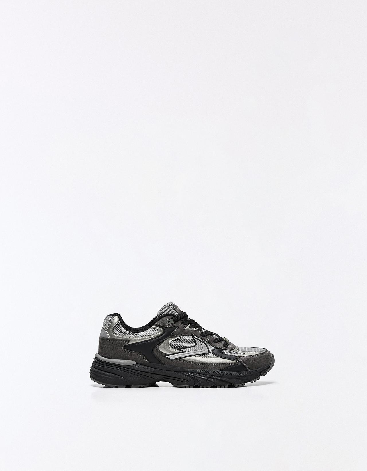 Multi-piece trainers — BLACK