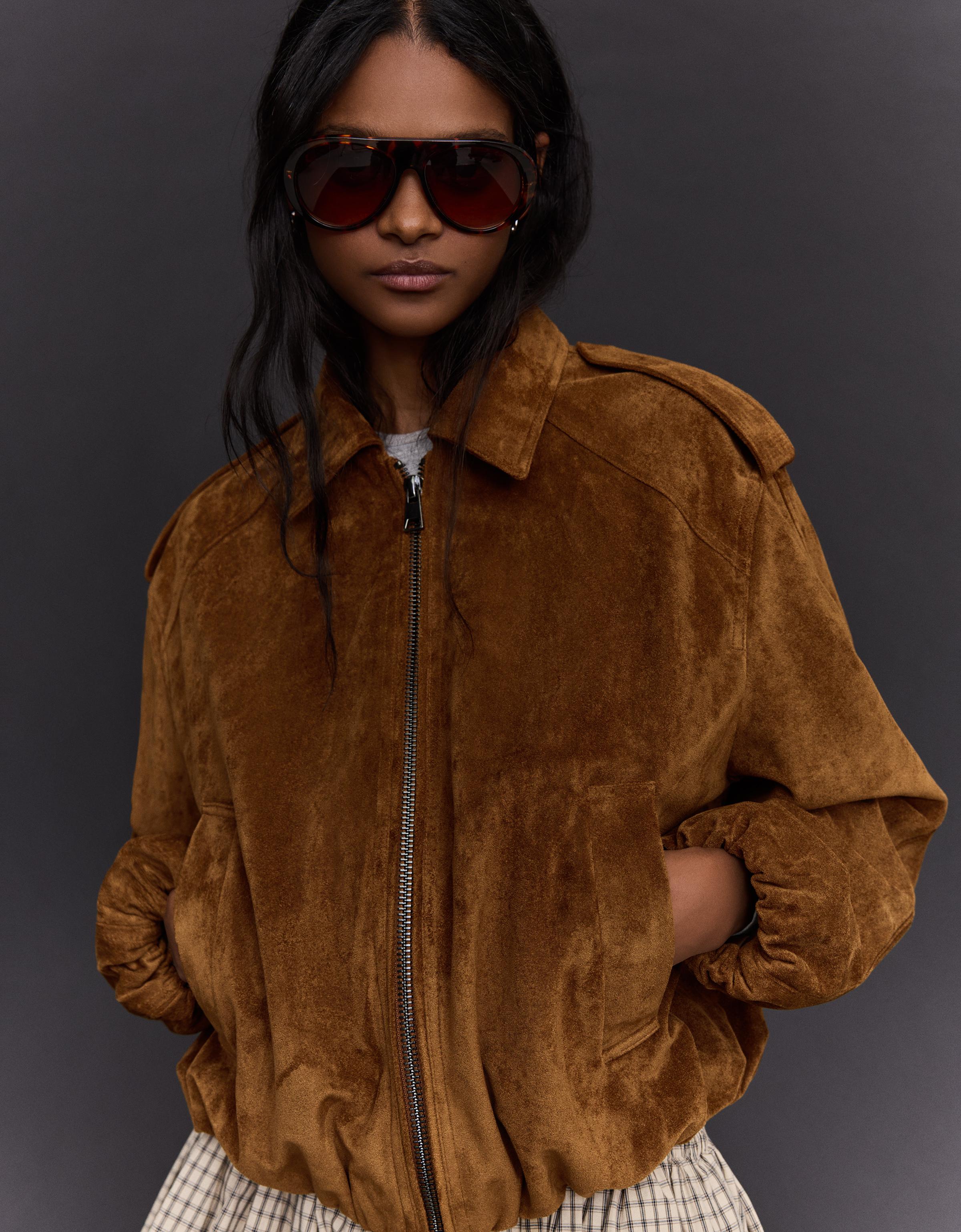 Bershka Jacke In Wildlederoptik Mit Puffärmeln Damen S Camel