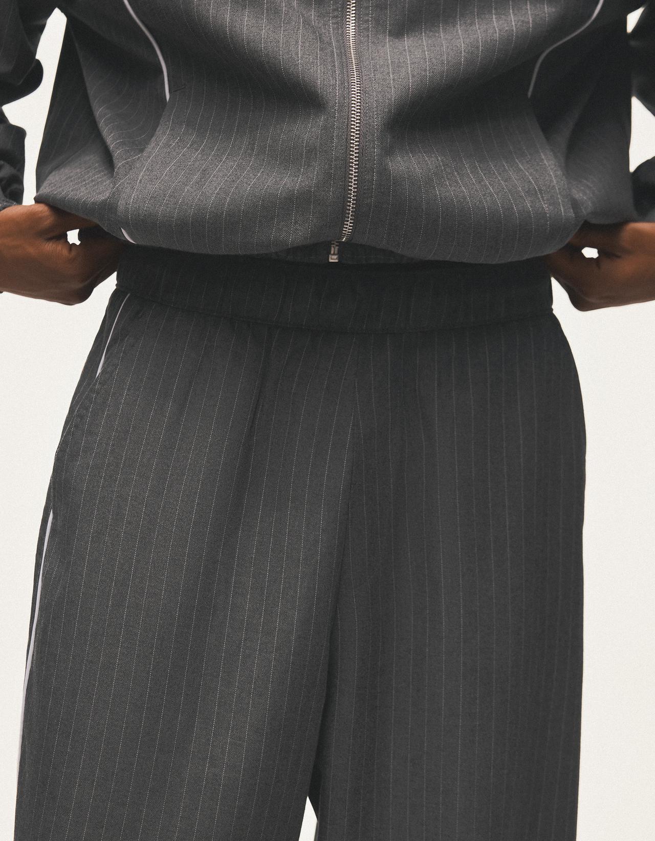 Pinstripe joggers — Mixed gray