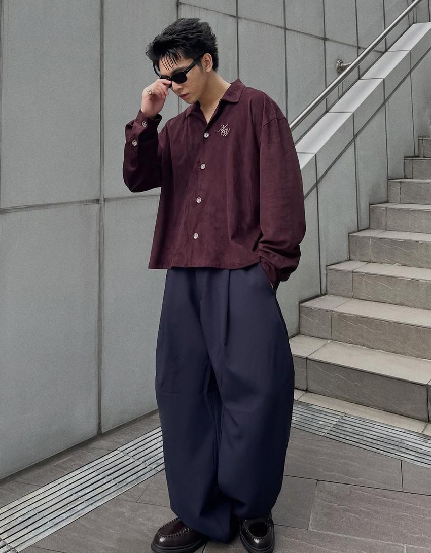 Camisa larga boxy efeito de camurça bordada-Grená