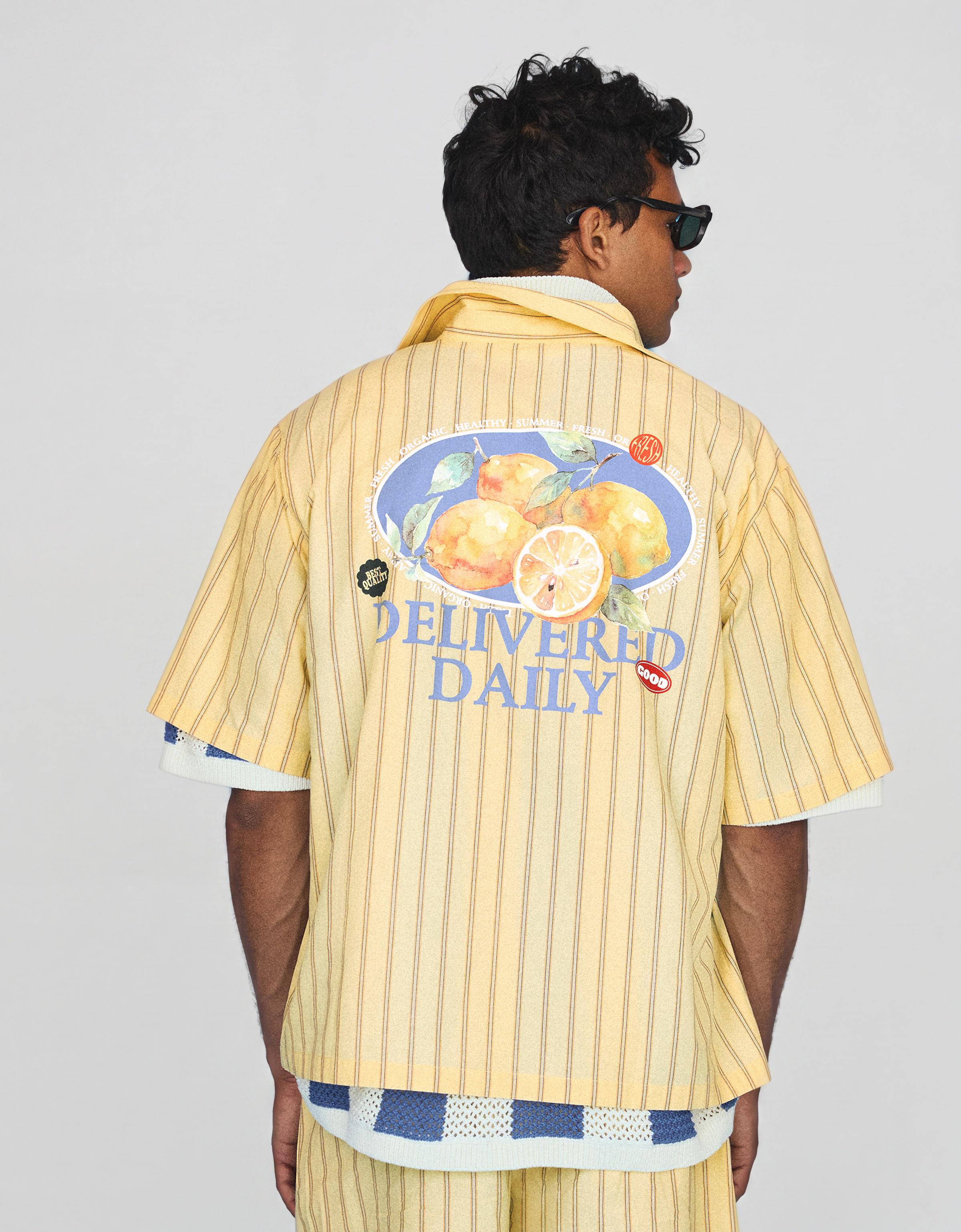 Boxy print short sleeve shirt — Yellow
