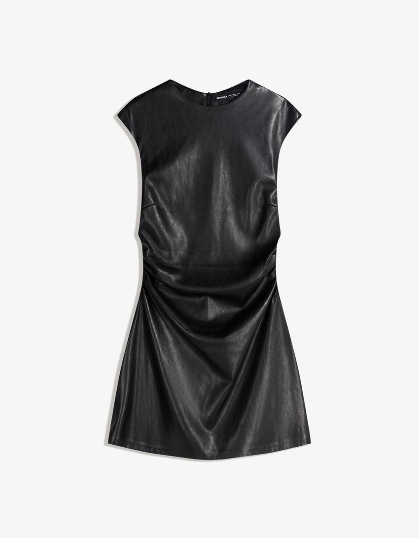 Vestido mini efecto piel-Negro