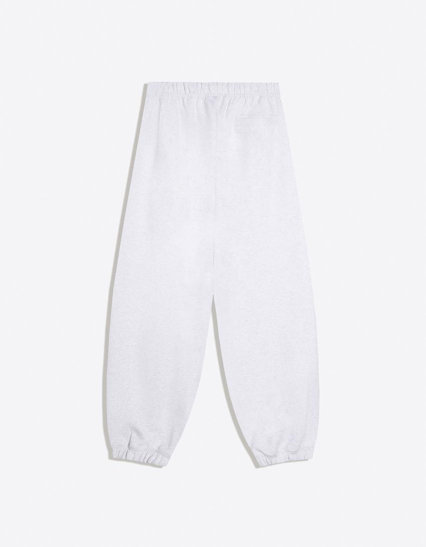 Jogginghose-Grau