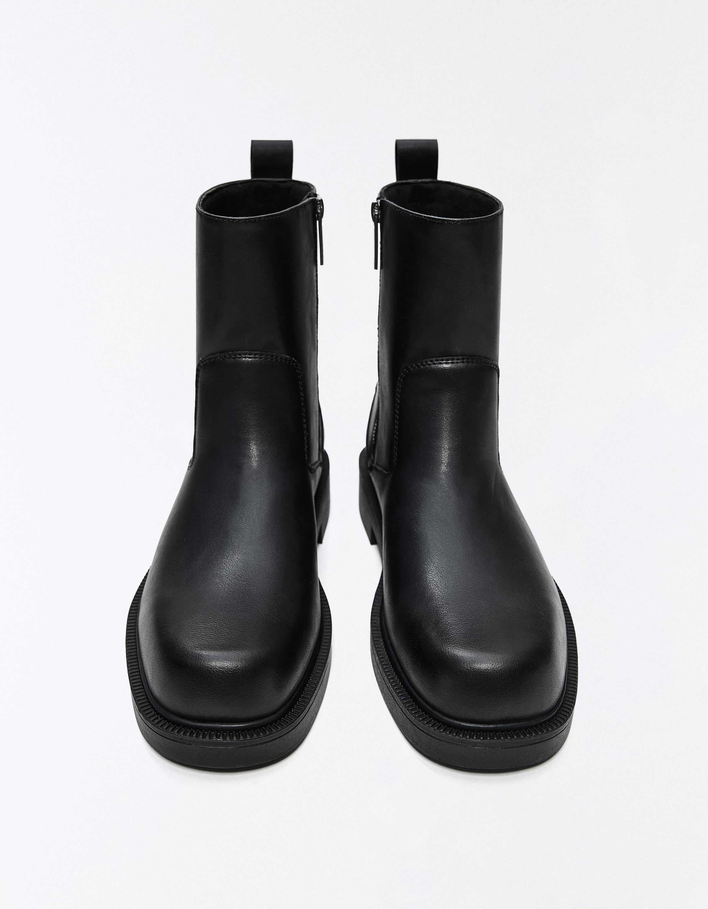 Casual ankle boots — BLACK