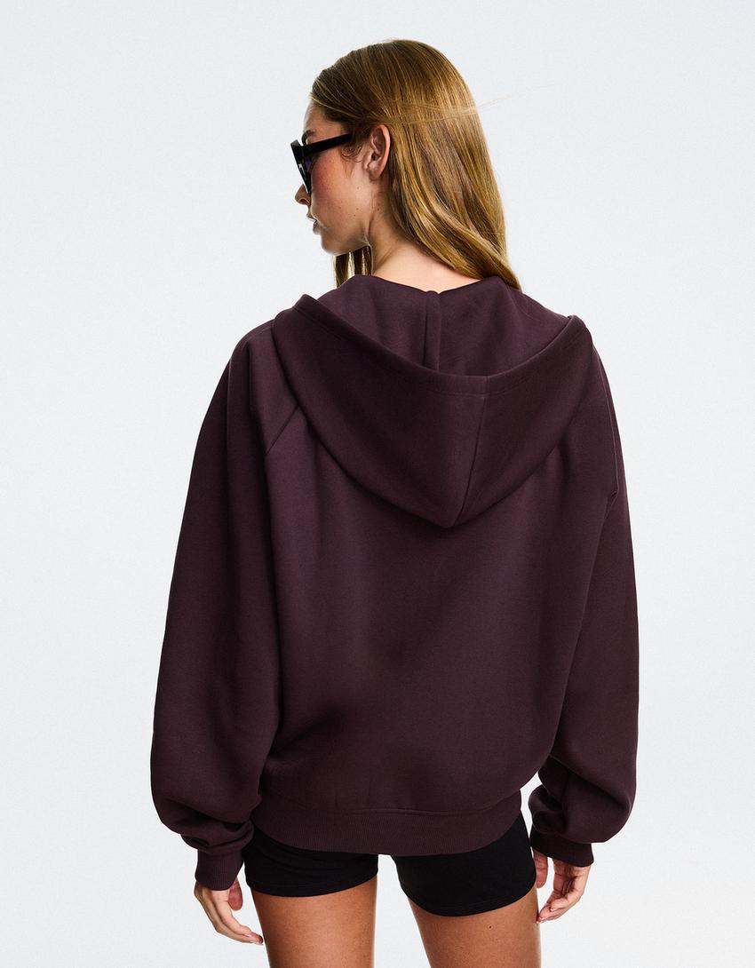 Kapüşonlu fermuarlı sweatshirt - Görsel 4